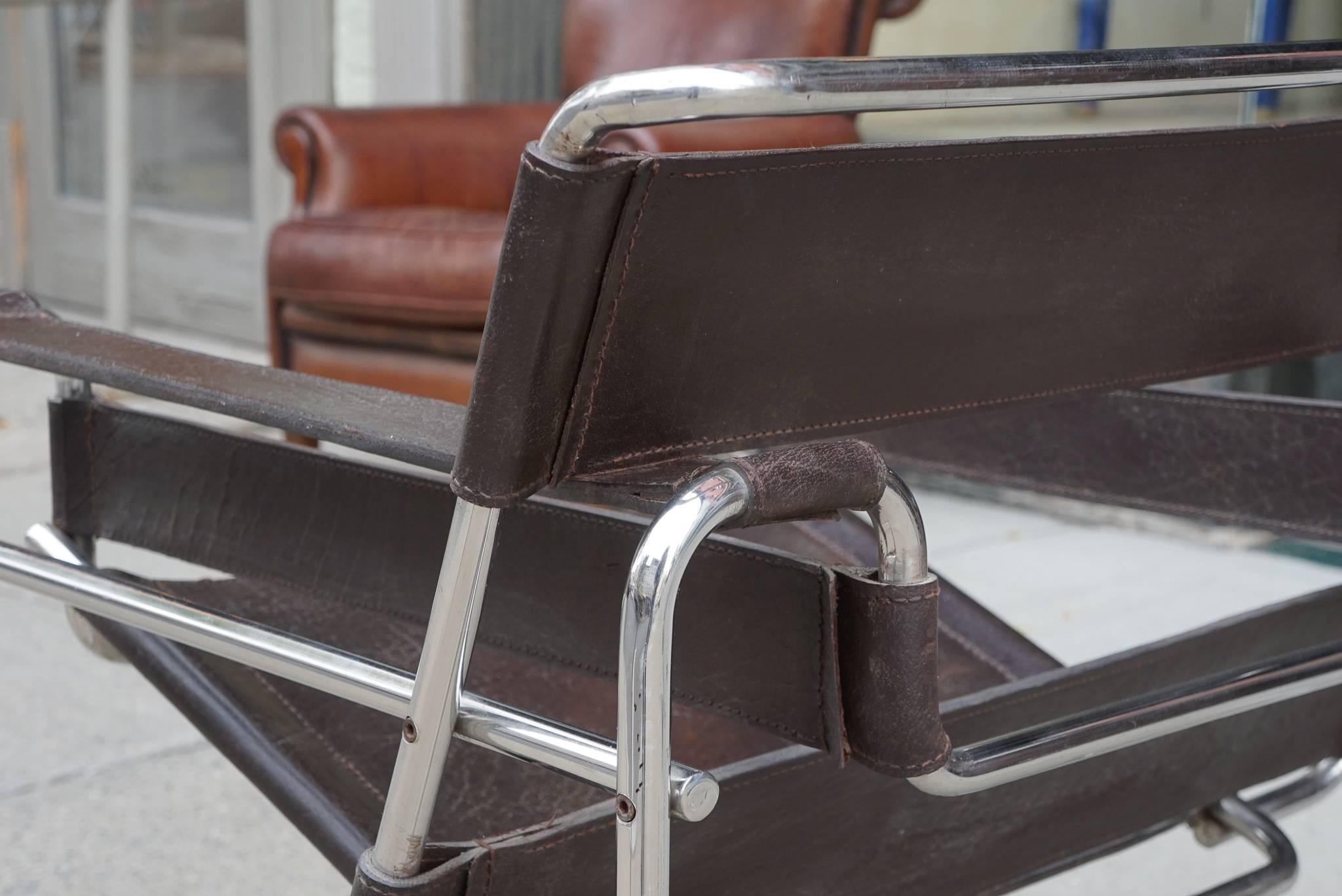 chrome and leather chair vintage