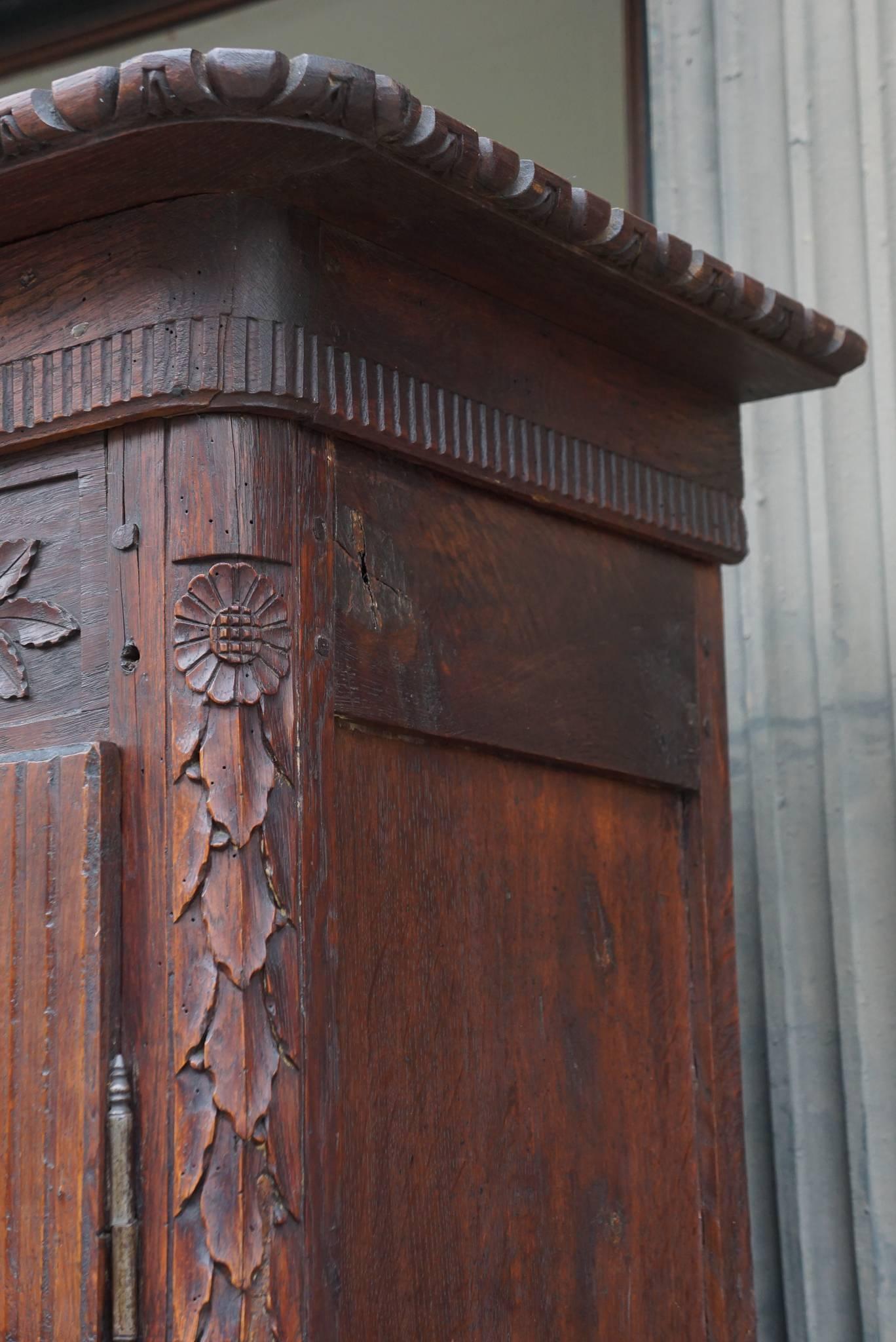 Hand-Carved 18th Century Oak French Louis XV Normandy Buffet Deux Corp For Sale