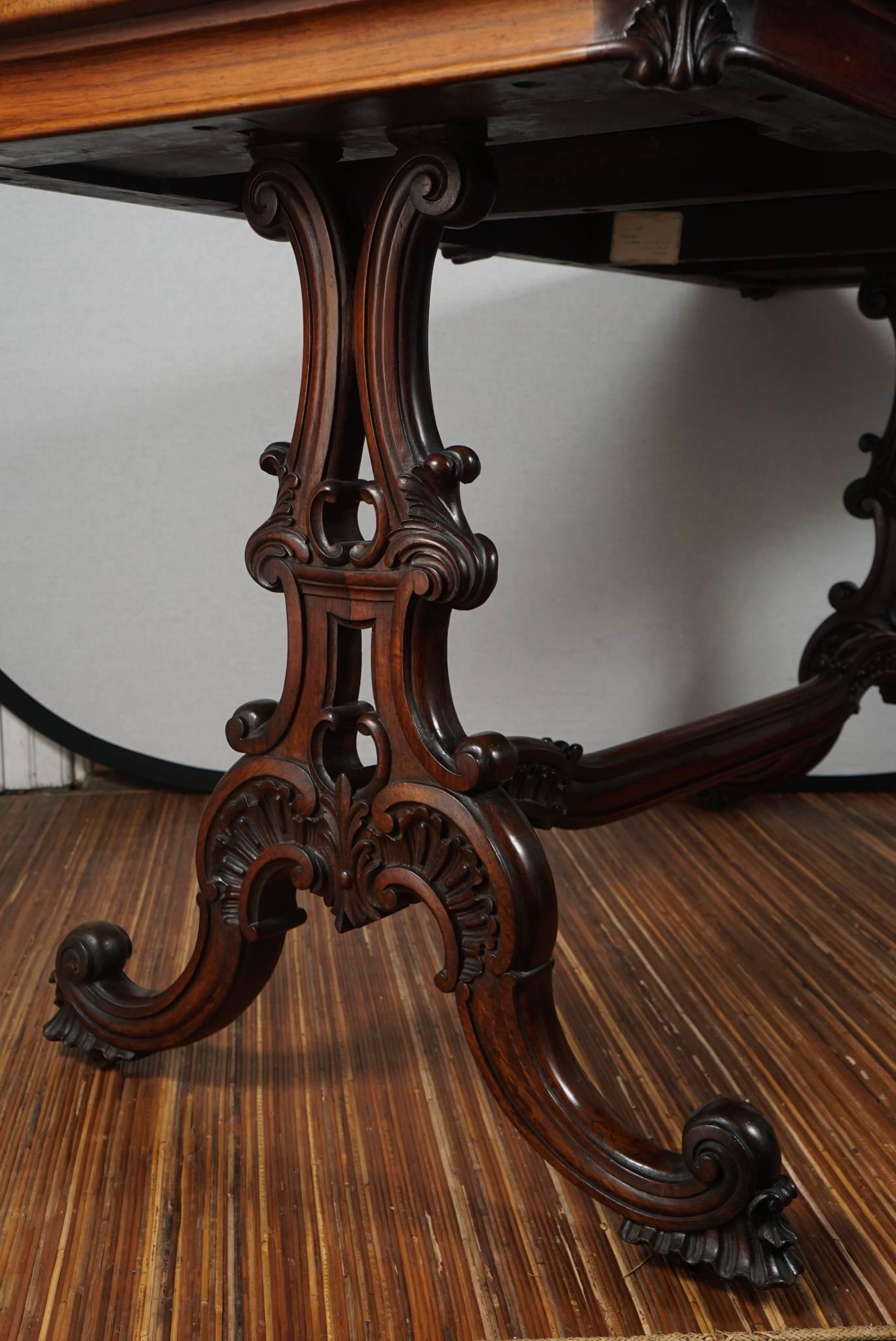 English Rosewood Early Victorian Library Table For Sale 1