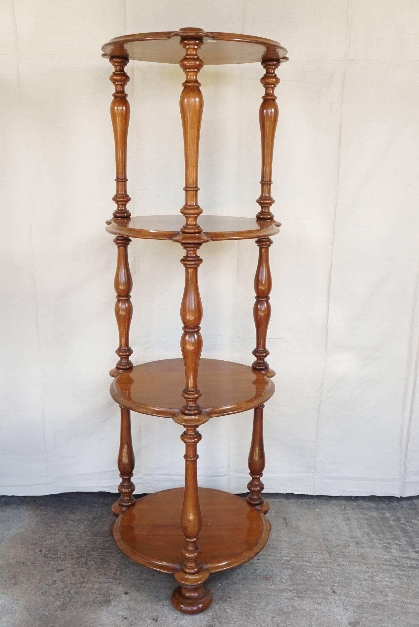 Pair of 19th Century English Mahogany Early Victorian Étagère’s For Sale 1