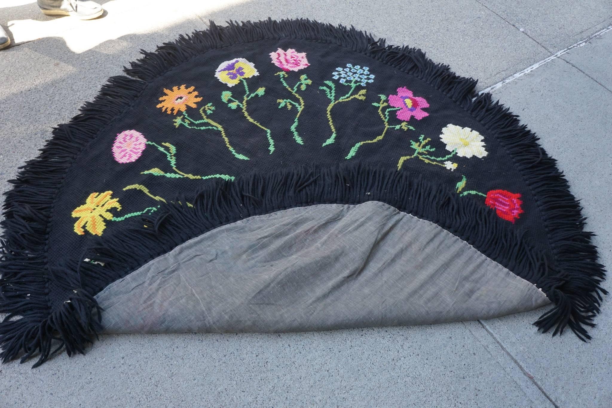 Vintage Hooked Yarn Rug from the Estate of Bunny Mellon 2