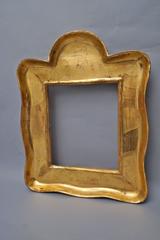 Beautiful Scalloped-Edge Frame in Gilt