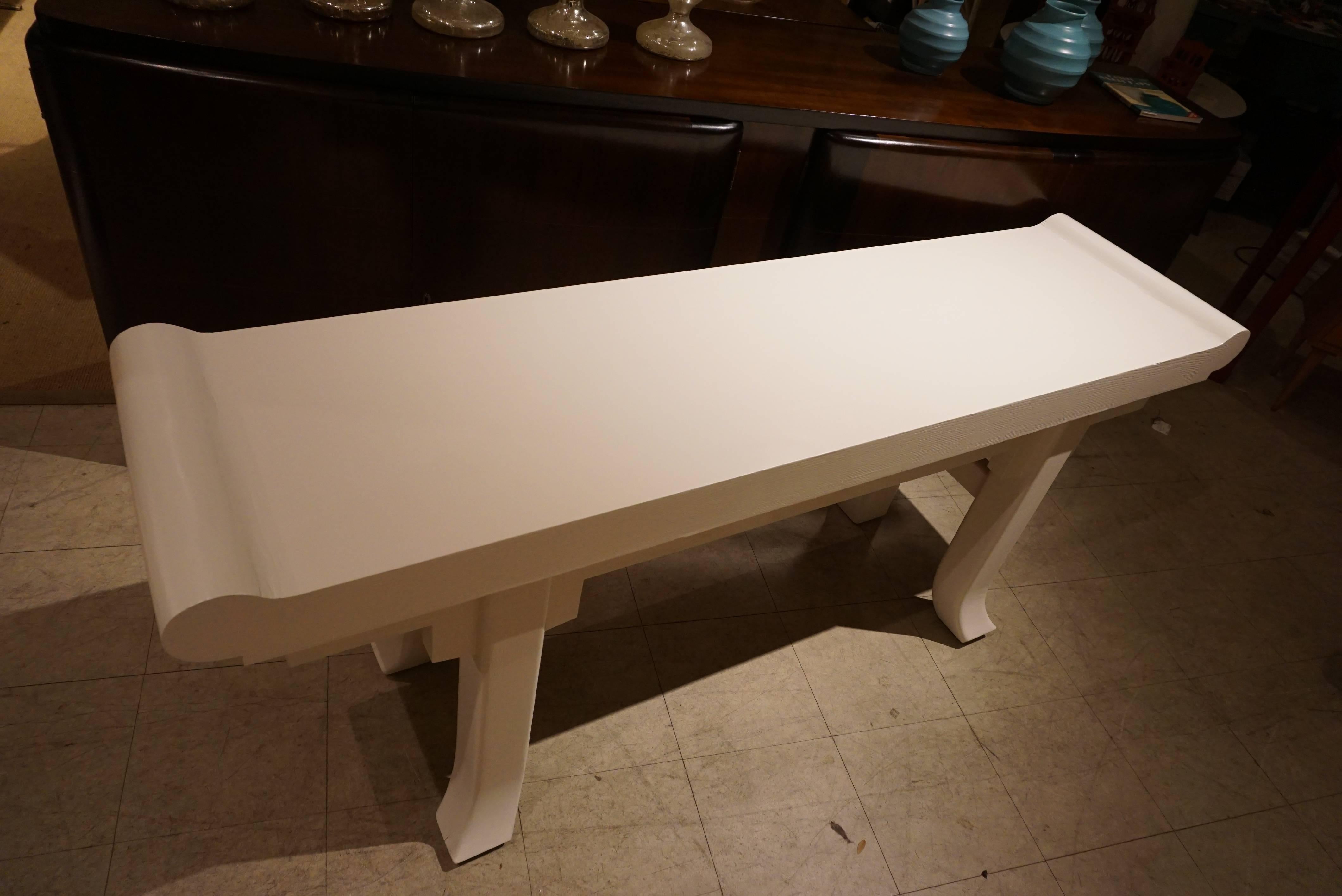Chinese Export Asian Style Console in Brillant White For Sale