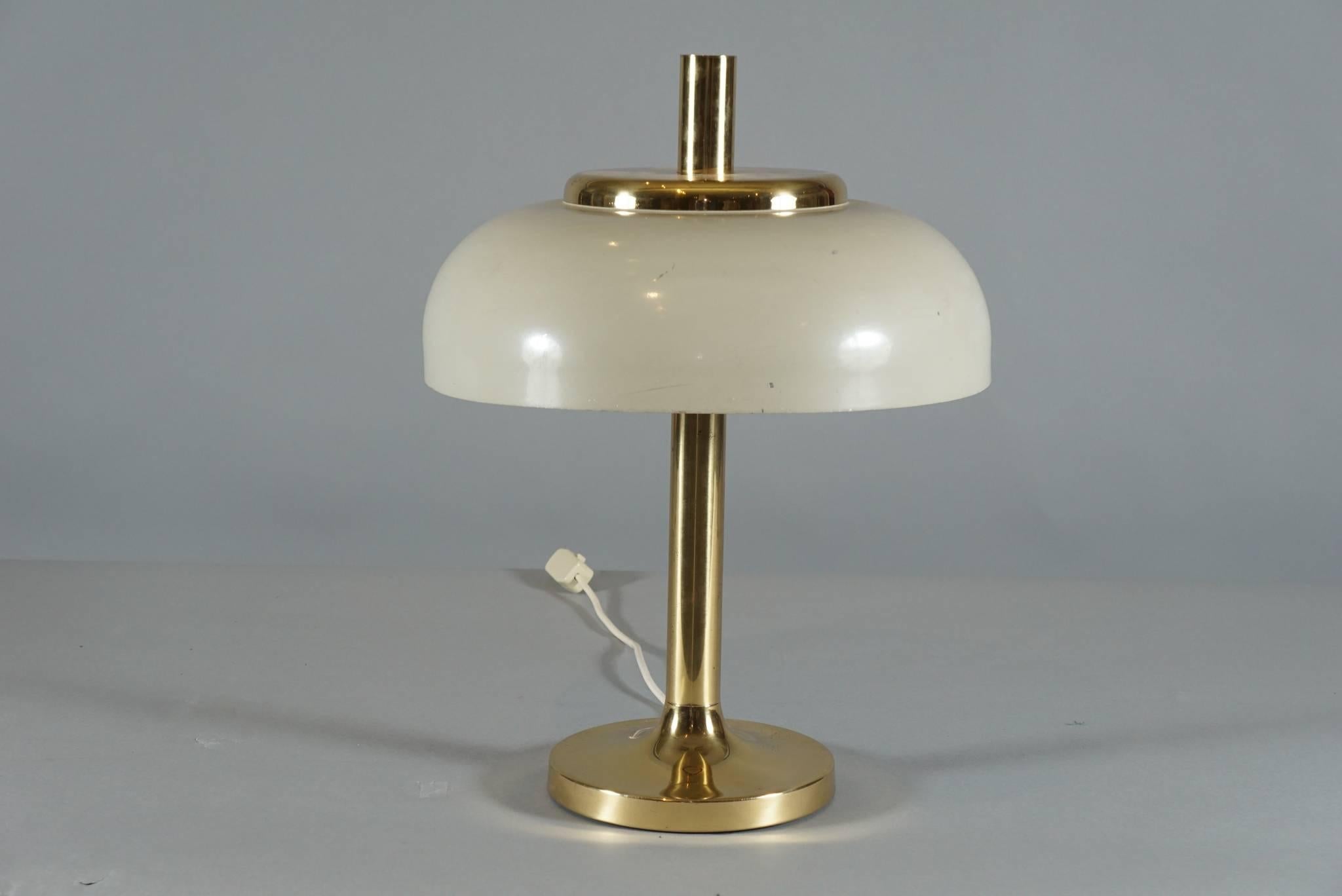 Brass Hildebrand Lamp with Cream Shade In Excellent Condition For Sale In Hudson, NY