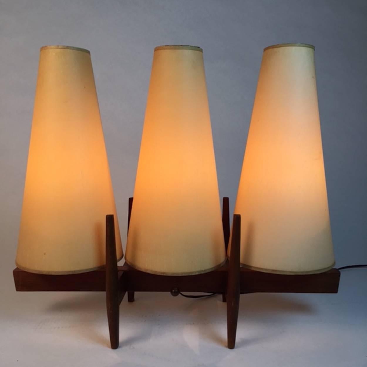 unique table lamp