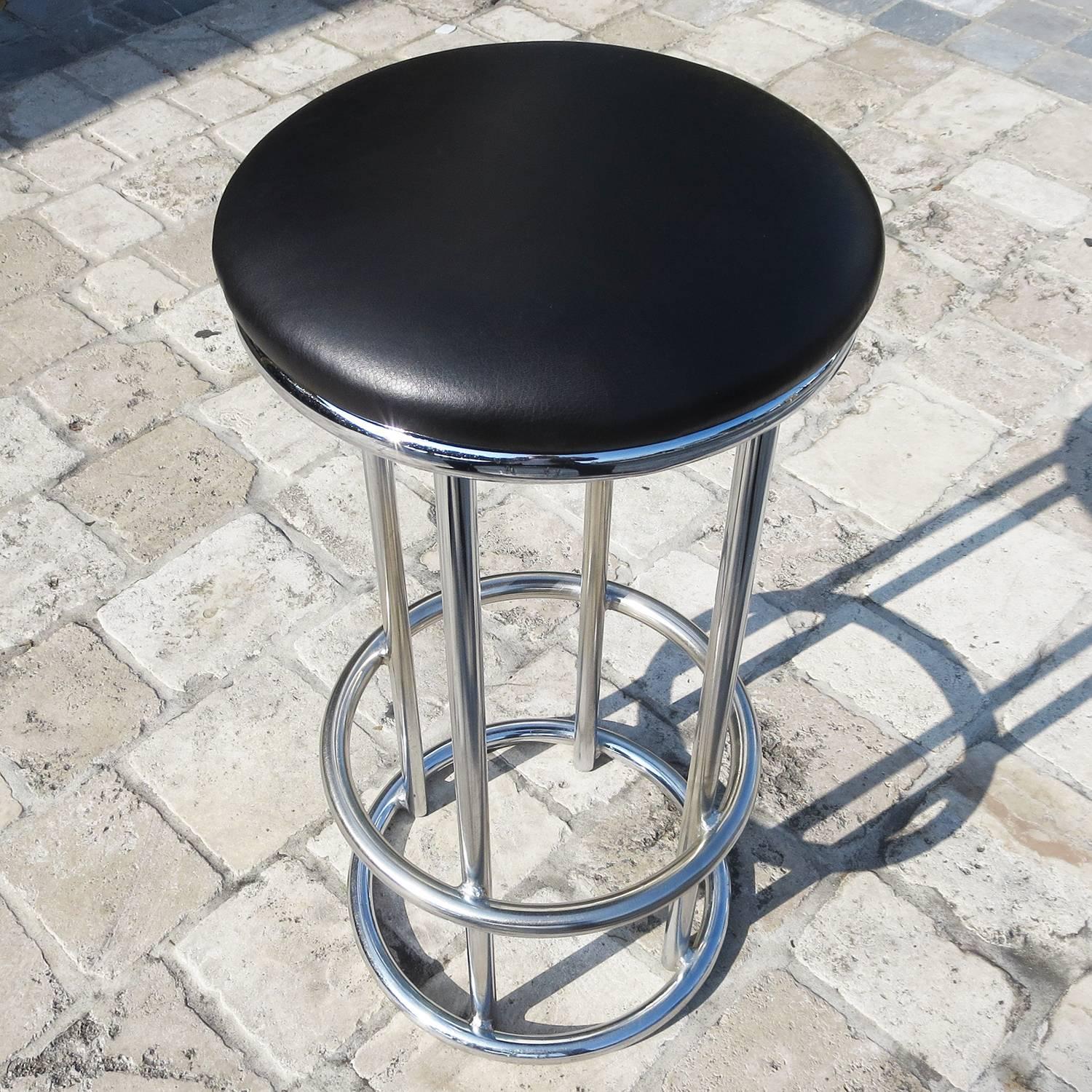 Pair of Art Deco Chrome and Leather Barstools In Good Condition In North Hollywood, CA