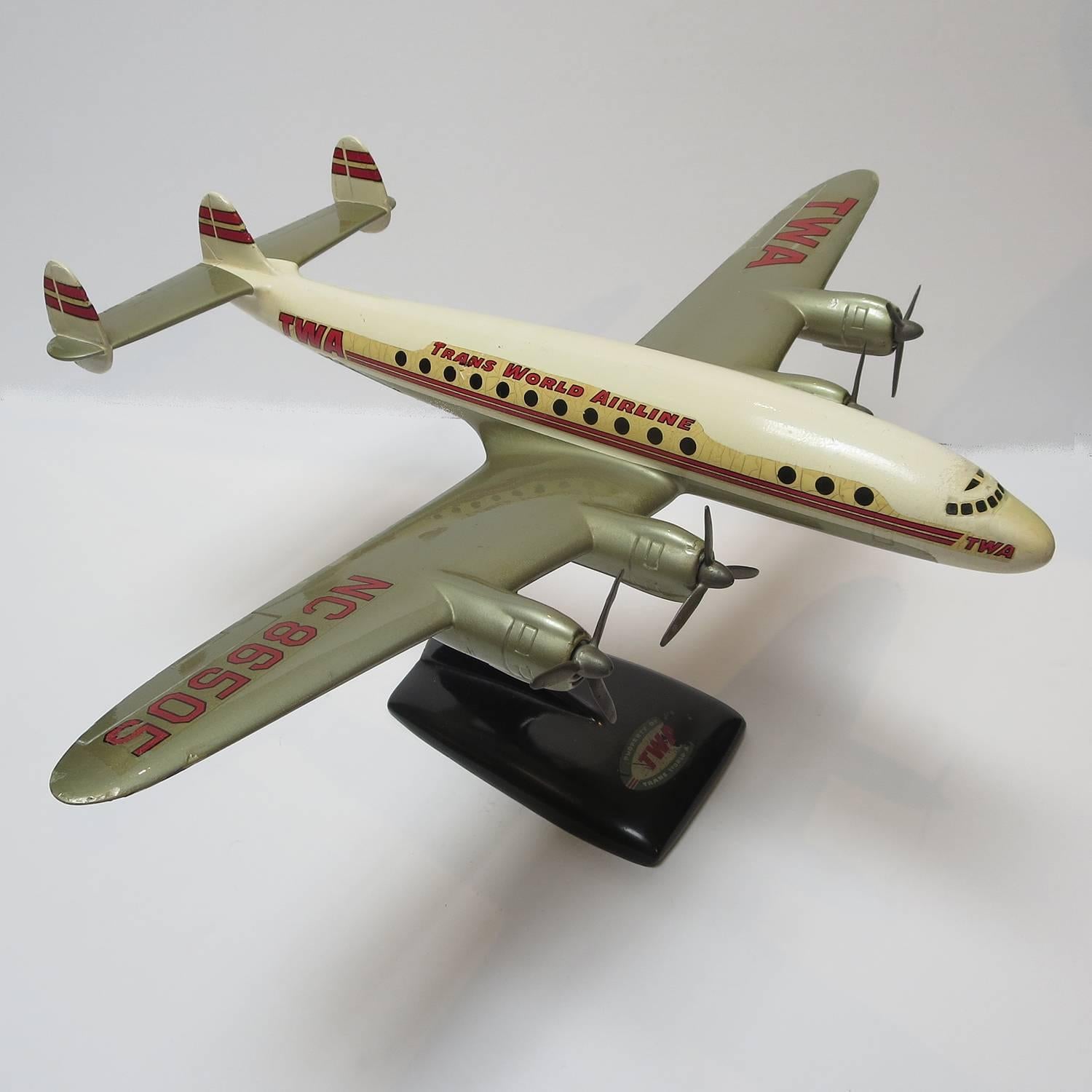 TWA Constellation Painted Metal Executive Desk Model In Good Condition In North Hollywood, CA