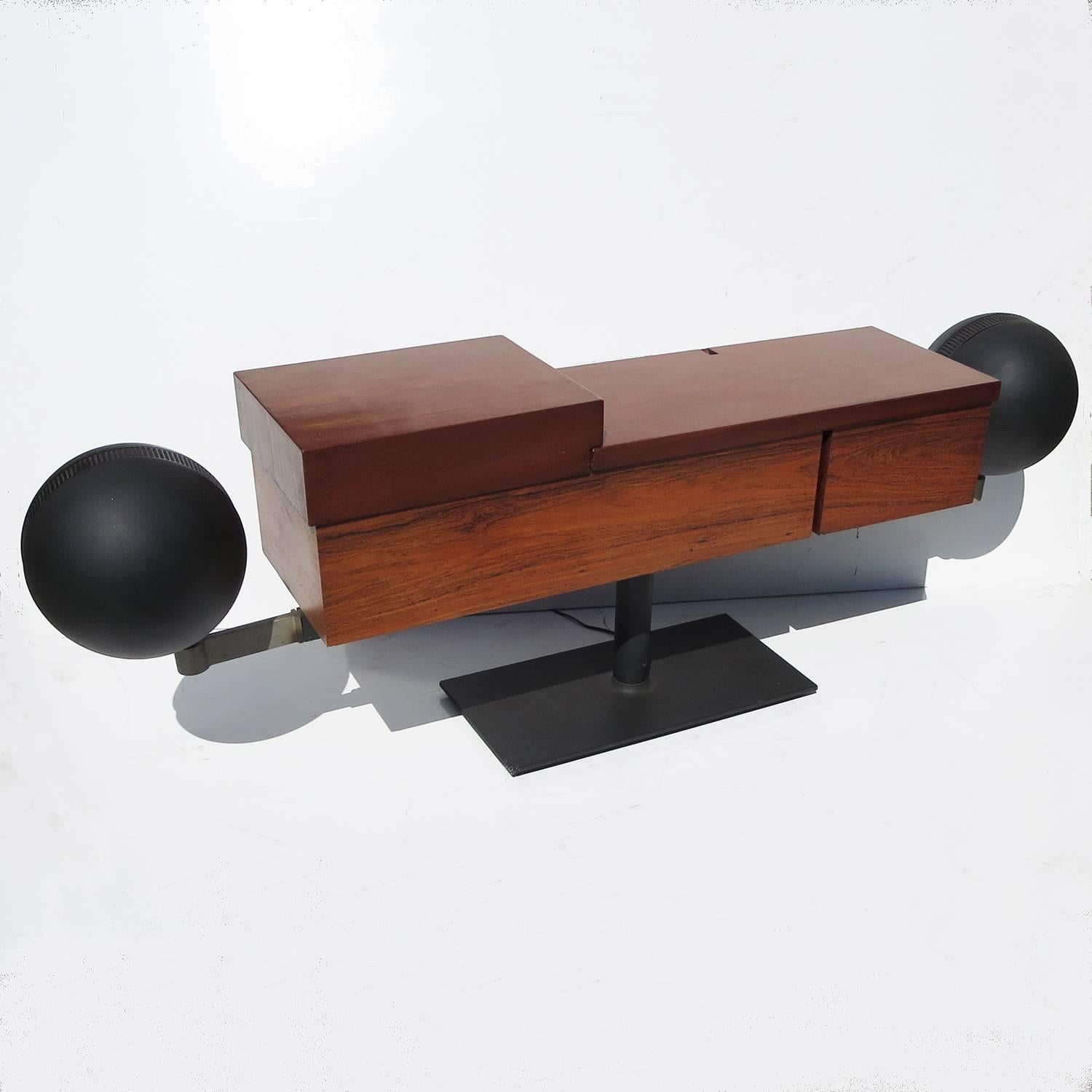 Founded in 1958, the Clairtone Sound Corporation of Canada began to make waves in the international design community immediately. Their modernistic cabinets clad in deep rosewood were unlike anything that came before or followed after. The Project G