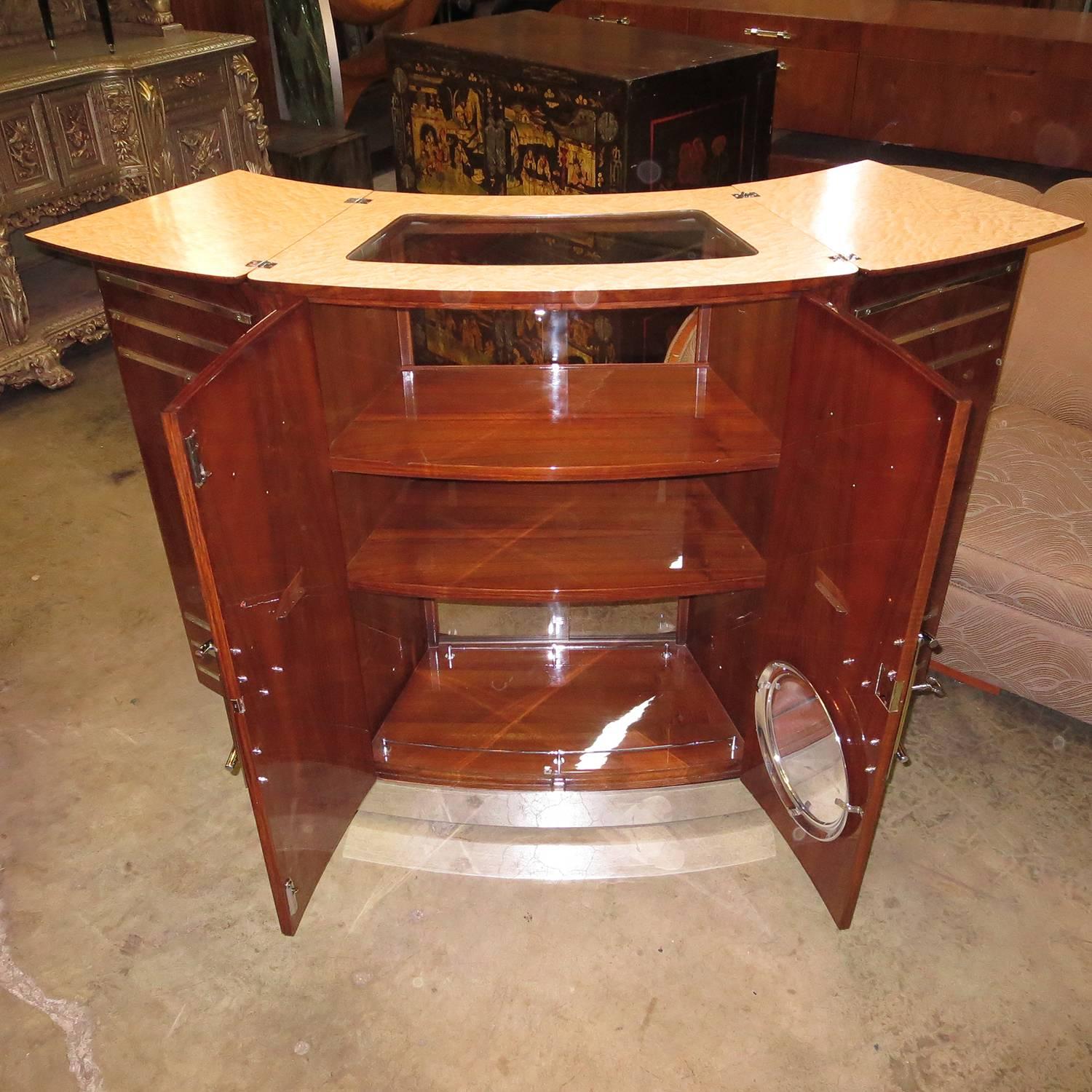 Metal Art Deco Expanding Cocktail Cabinet and Bar