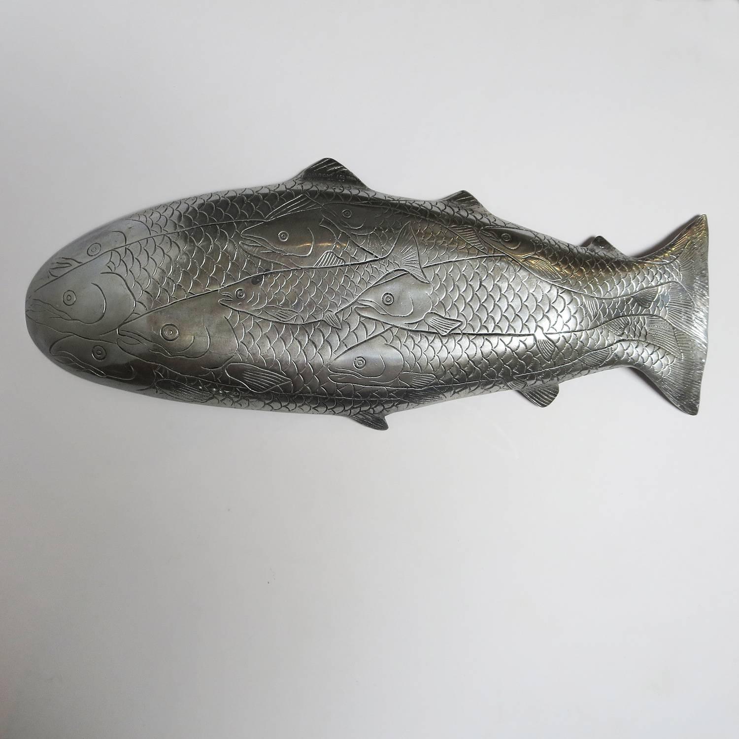 Mid-Century Modern Hammered Aluminium Fish Platter by Arthur Court, 1986