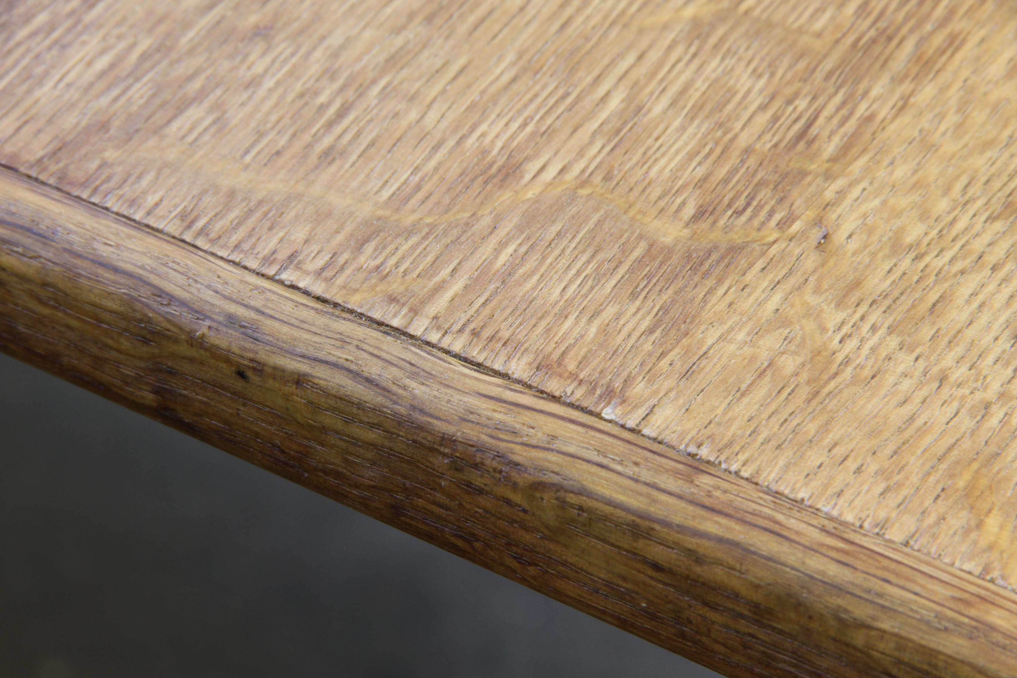 1960s Danish Round Extendable Dining Table in Oak style of Henning Kjærnulf For Sale 11