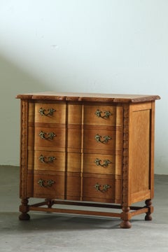 Petite commode ou table de chevet danoise en chêne de style brutaliste, Danemark, années 1960