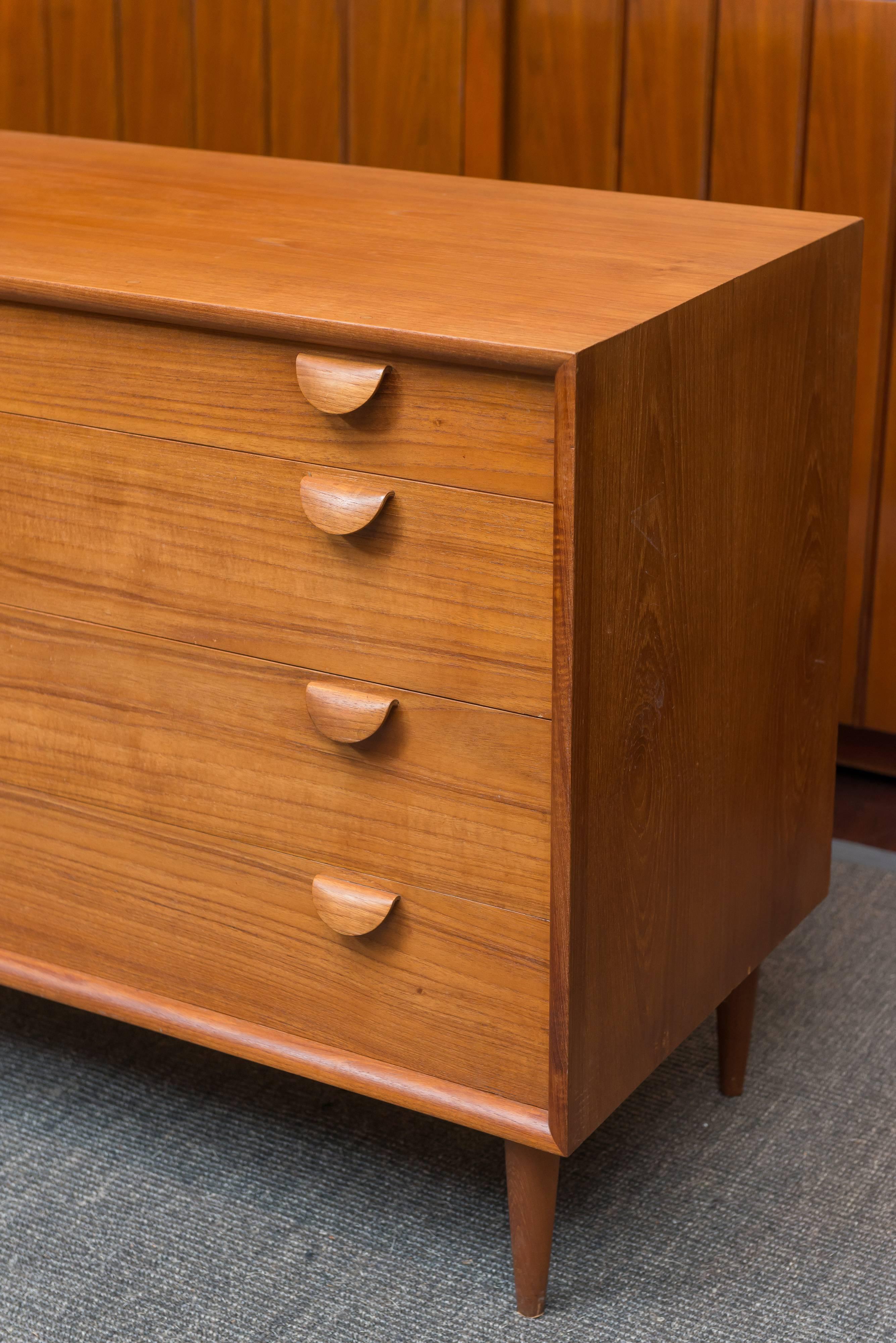 Danish Modern Chest of Drawers In Excellent Condition In San Francisco, CA