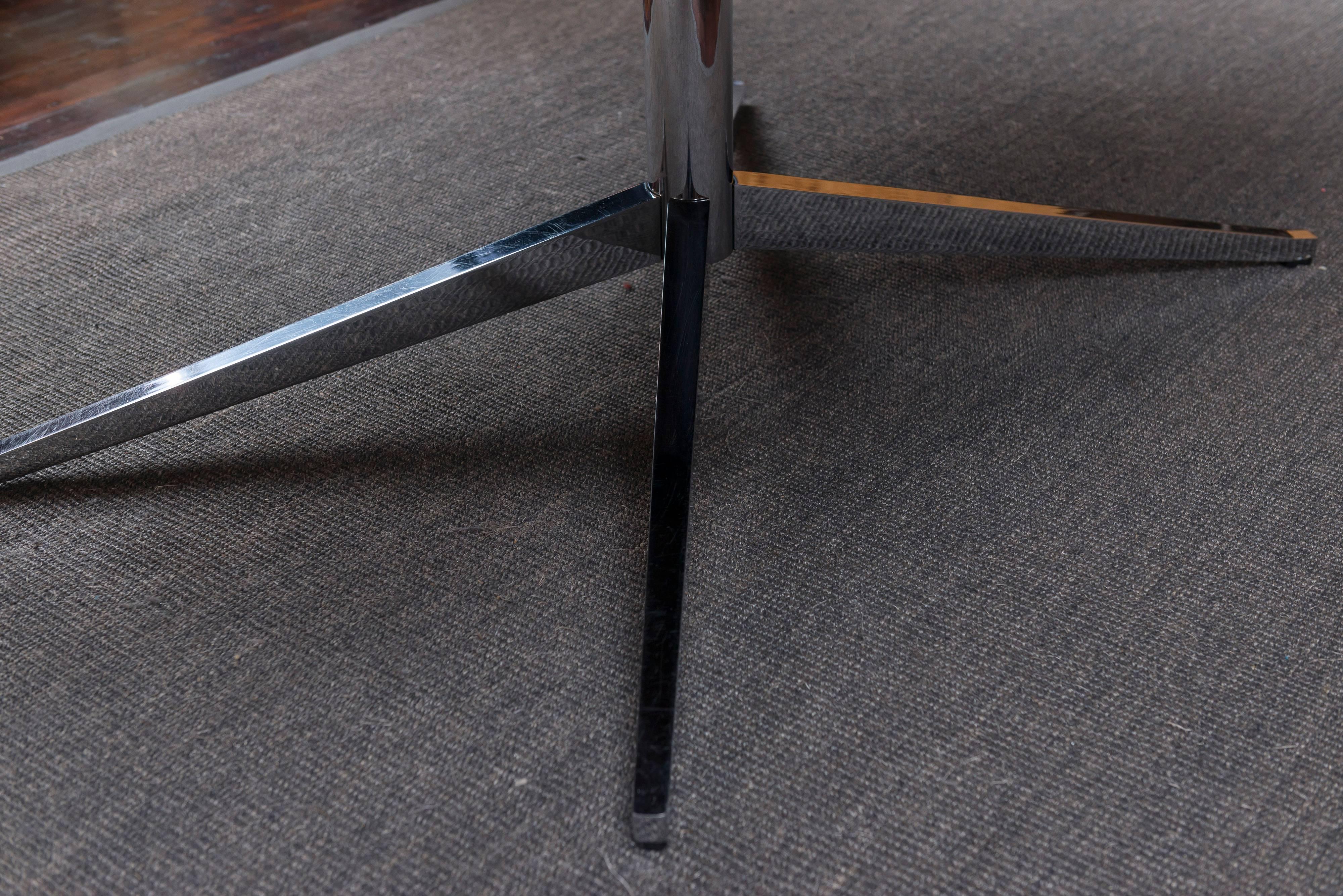 Late 20th Century Florence Knoll Rosewood Oval Dining Table
