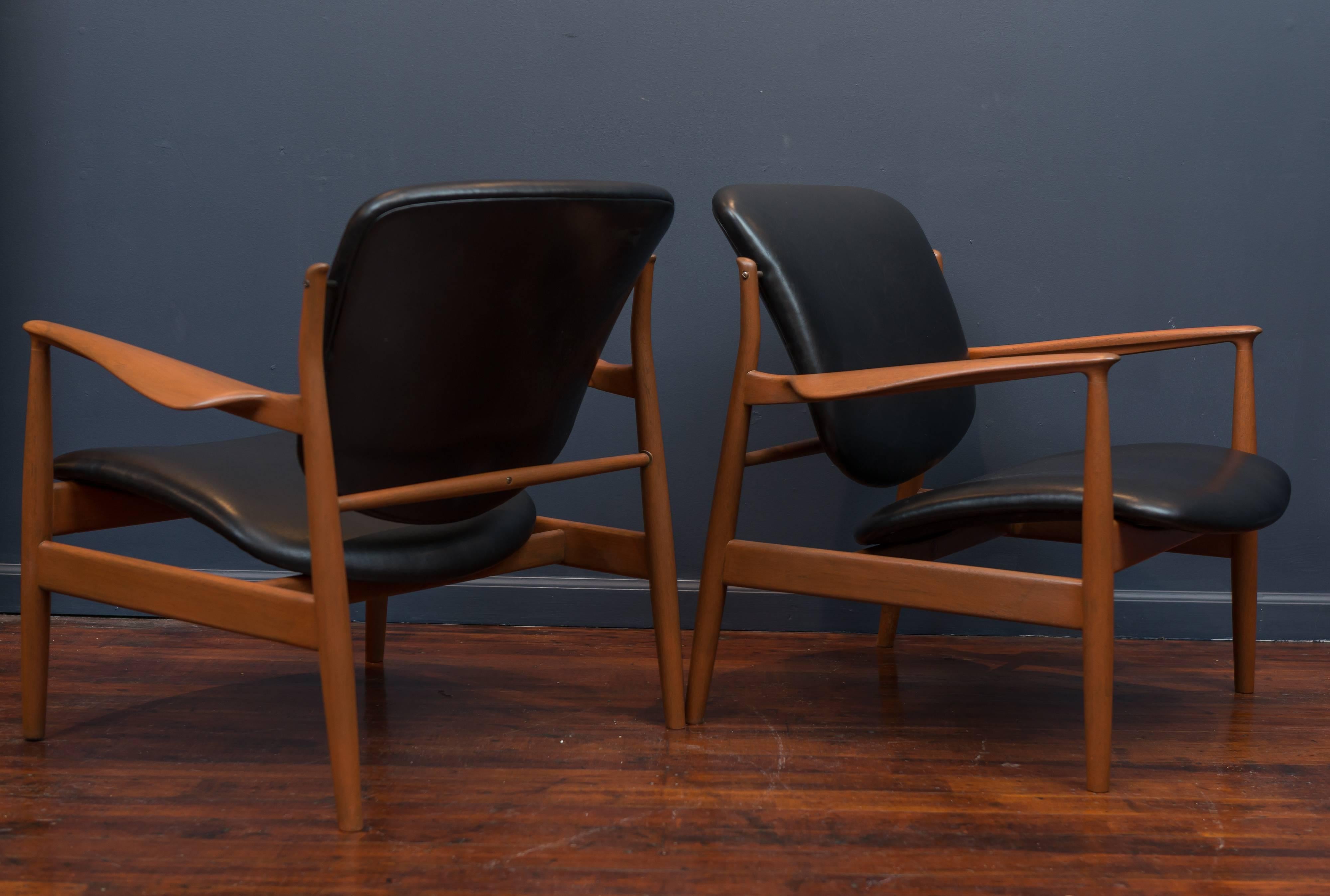 Mid-20th Century Finn Juhl Lounge Chairs FD 136