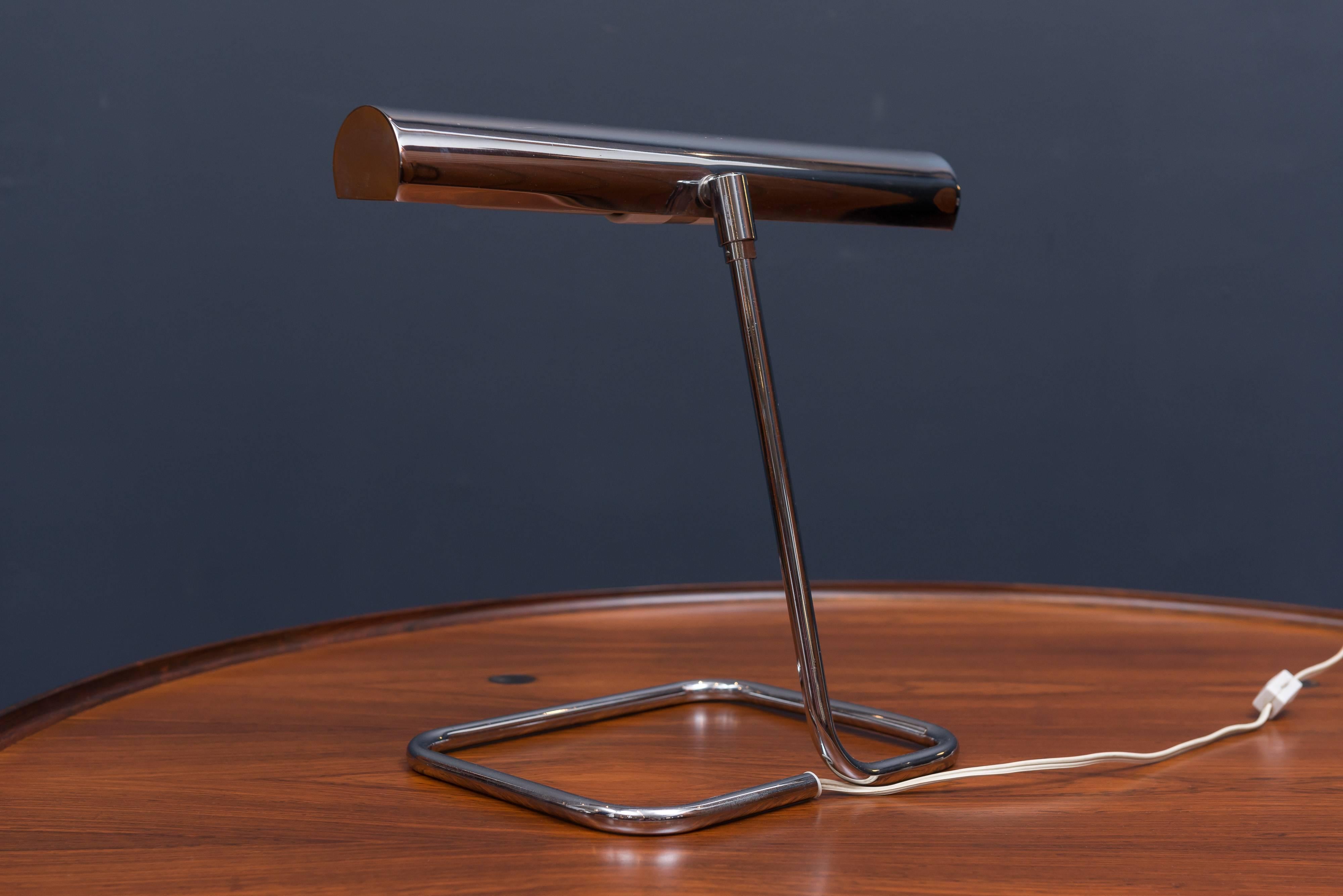 Koch & Lowy Chrome Desk Lamp In Excellent Condition In San Francisco, CA