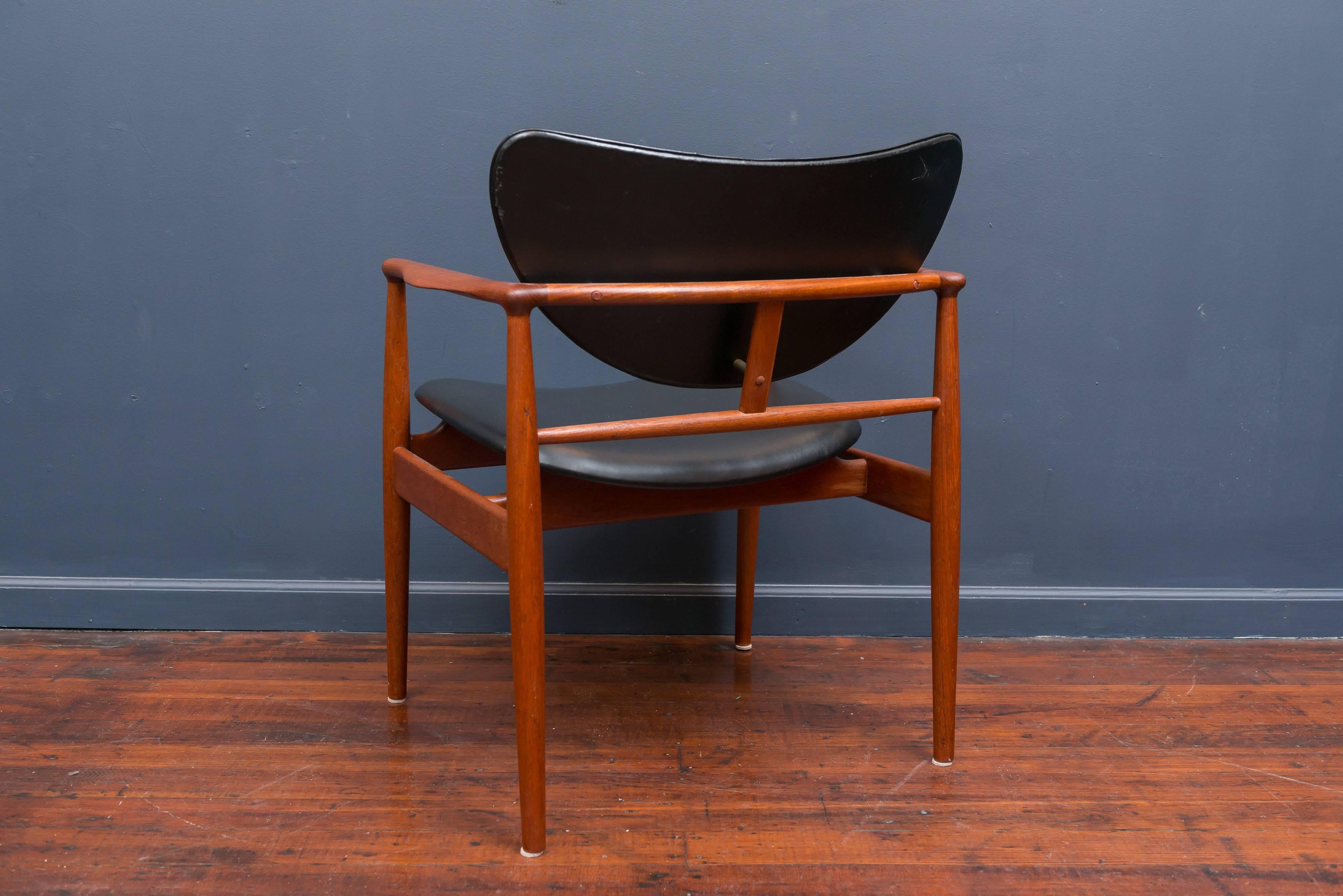 Danish Finn Juhl NV 48 Chair for Niels Vodder For Sale