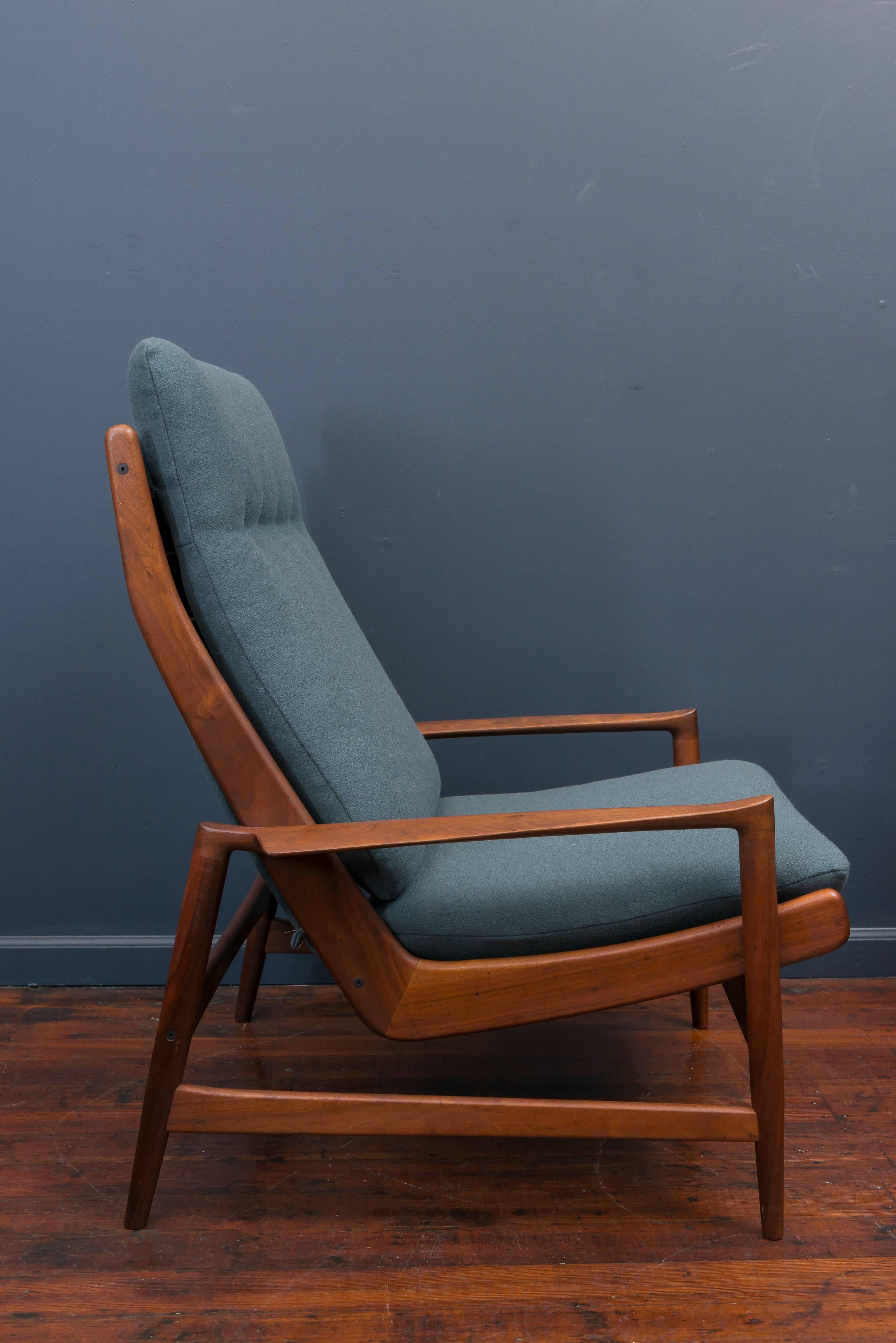 Ib Kofod-Larsen Lounge Chairs In Excellent Condition In San Francisco, CA