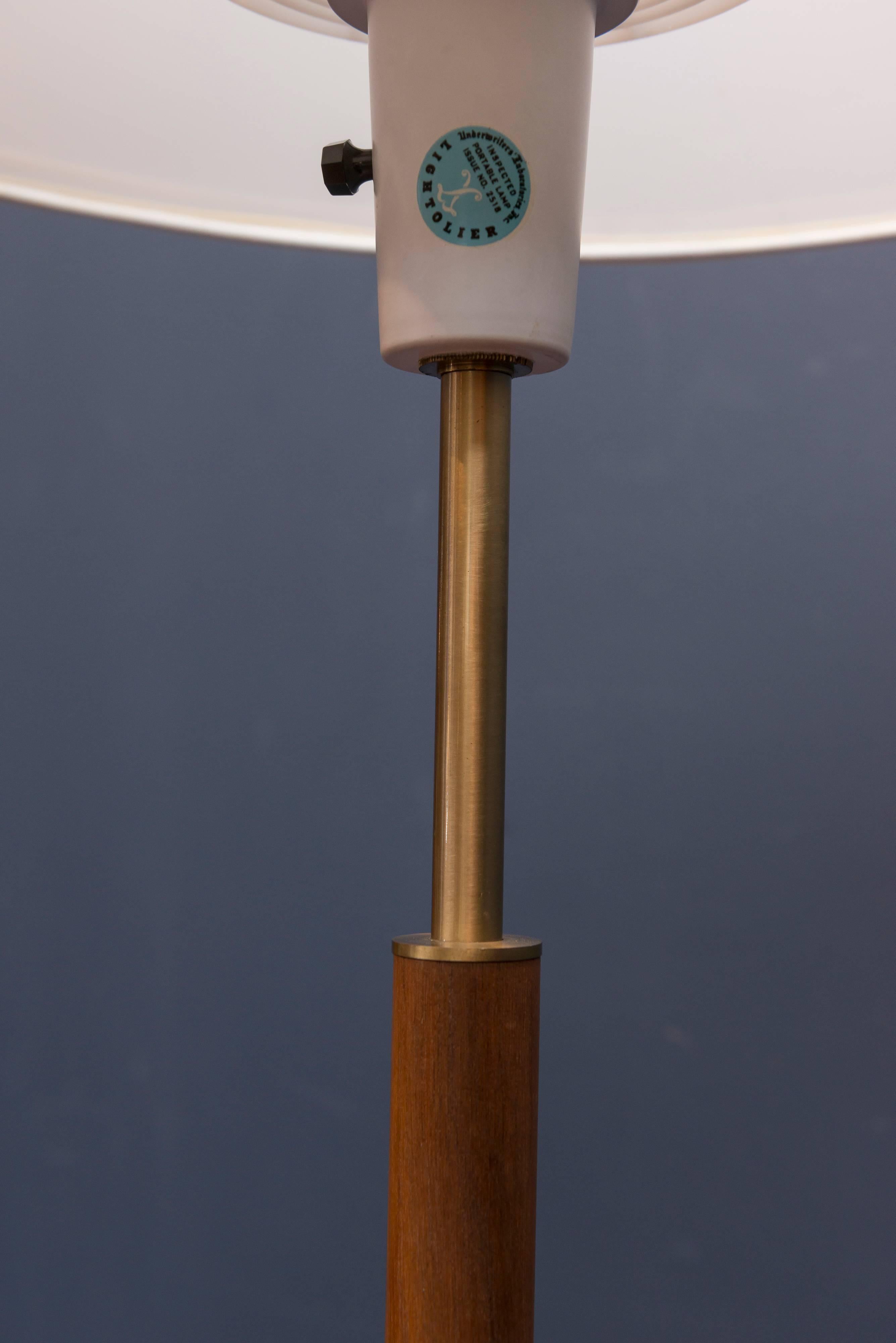 Gerald Thurston for Lightolier Floor Lamp In Excellent Condition In San Francisco, CA