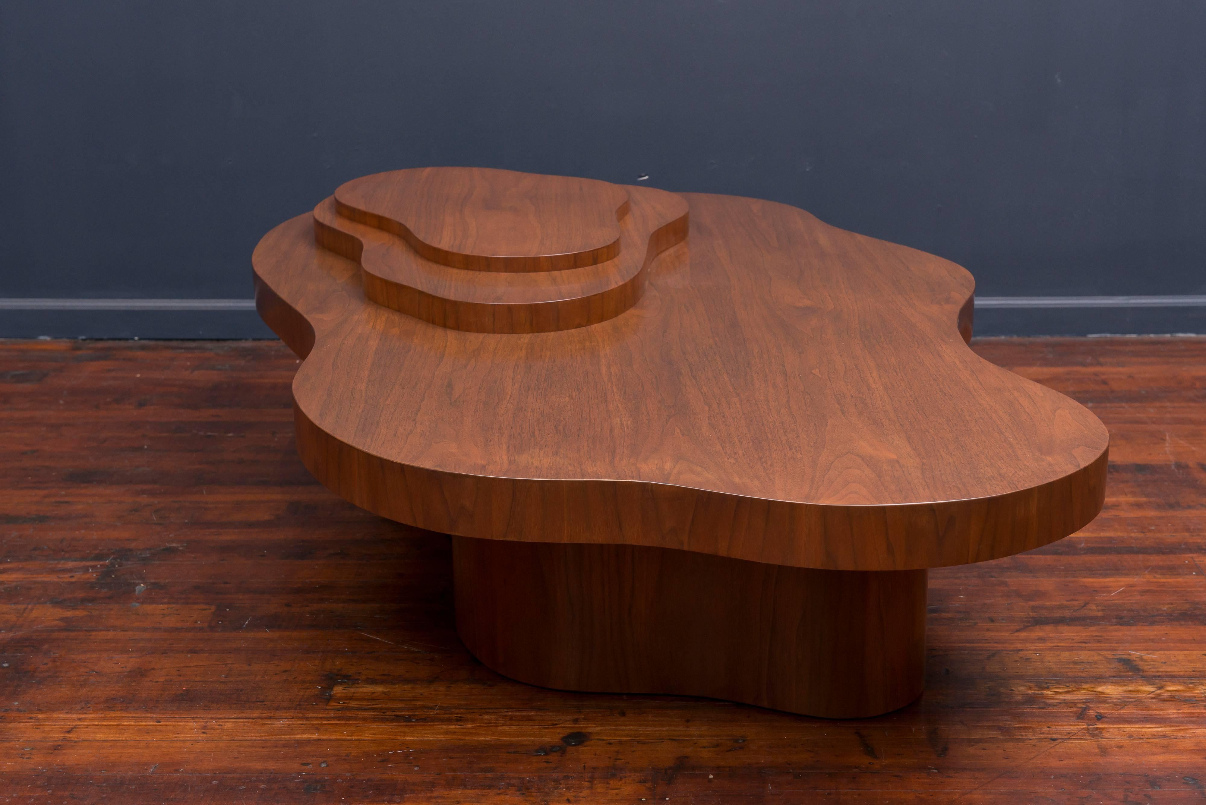 Mid Century Mesa Coffee Table 1
