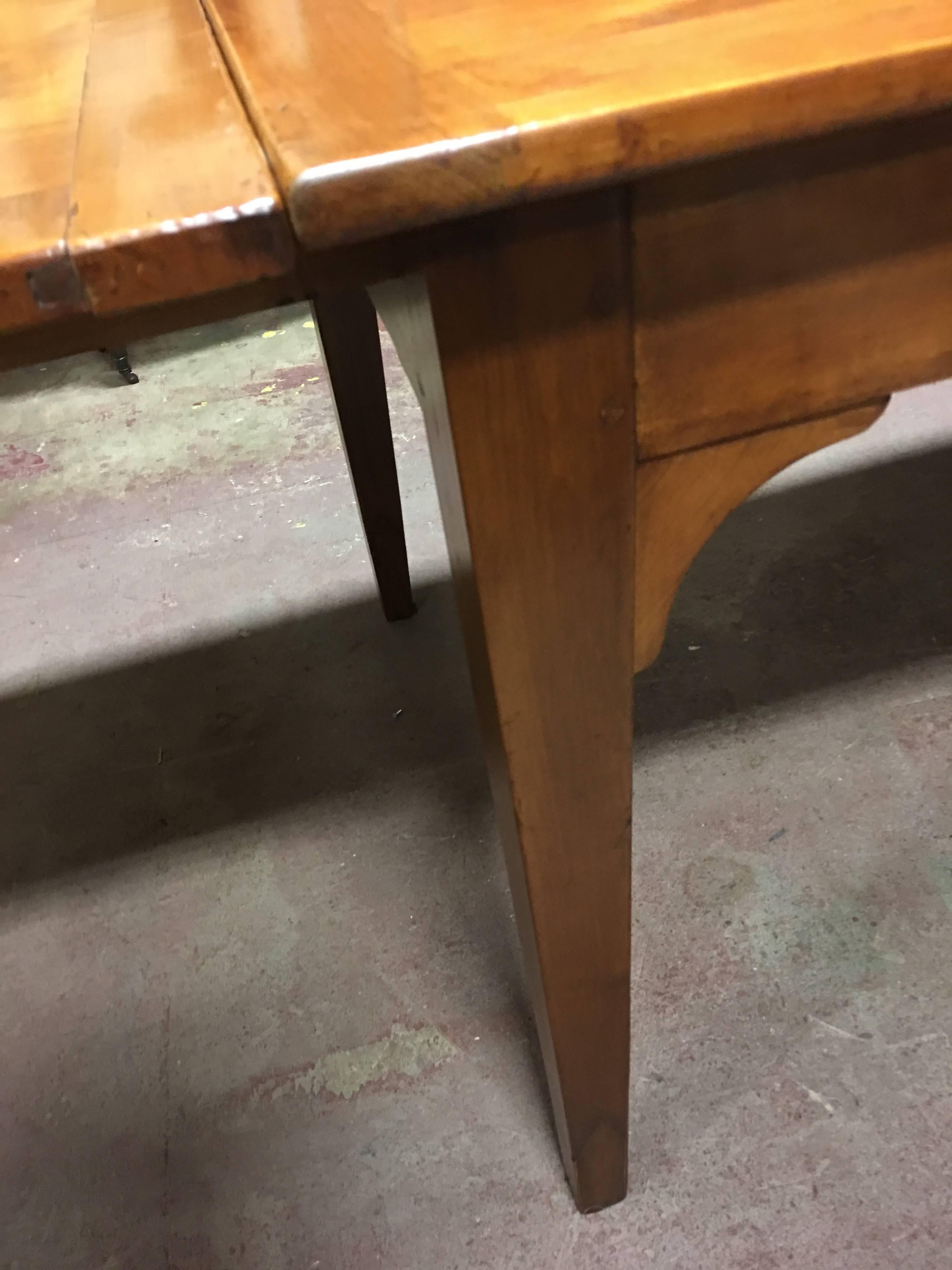 19th Century French Cherry Draw Leaf Table with Drawer 2