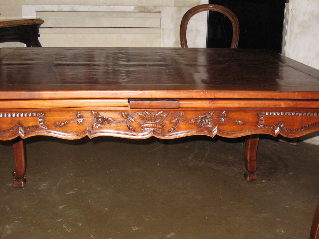 Louis XV CLOSING  SALE Mid-19th Century French Walnut Parquetry, Draw Leaf Table For Sale