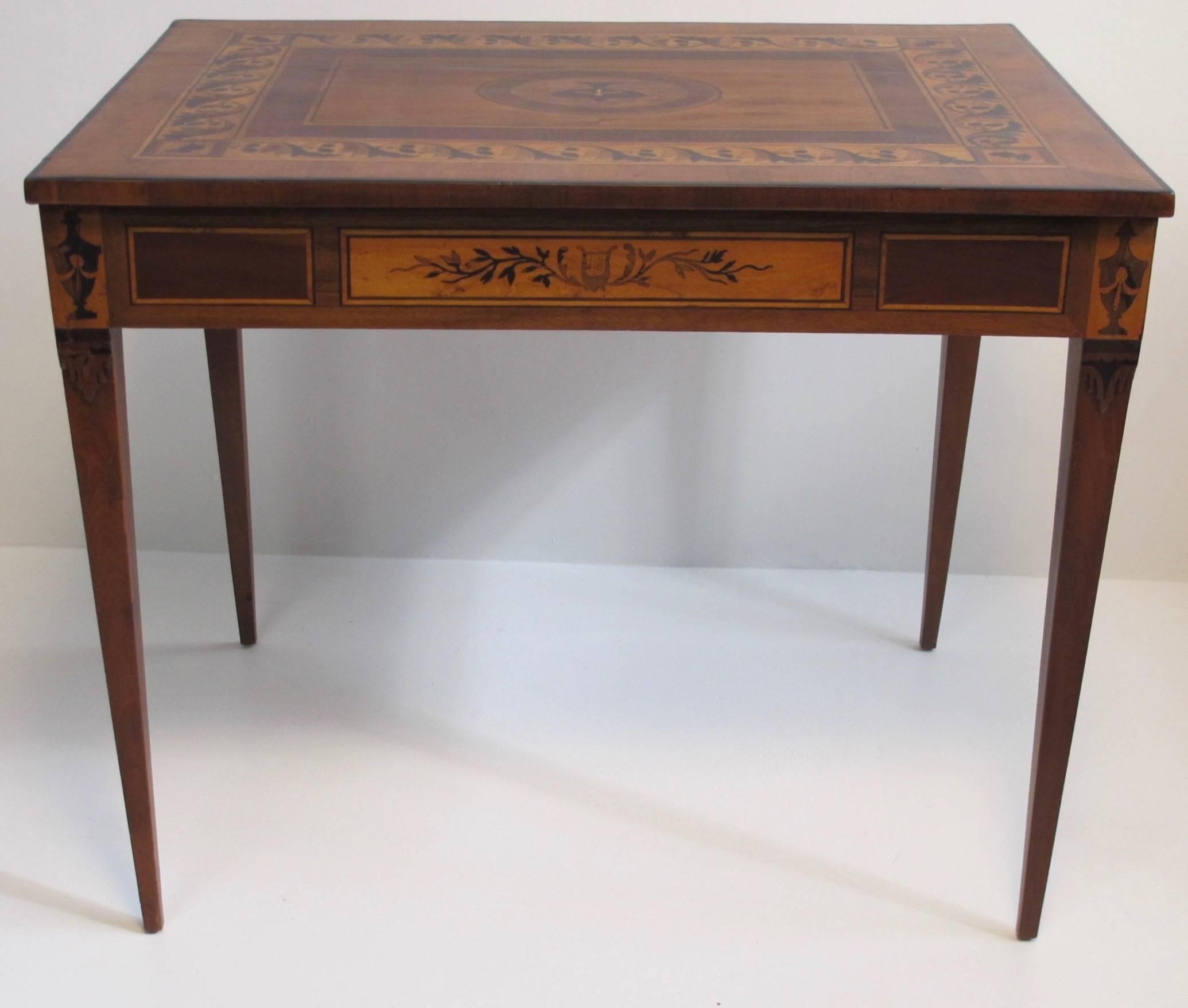 Neoclassical  Italian Parquetry Inlaid Writing Table Desk, 18th Century For Sale