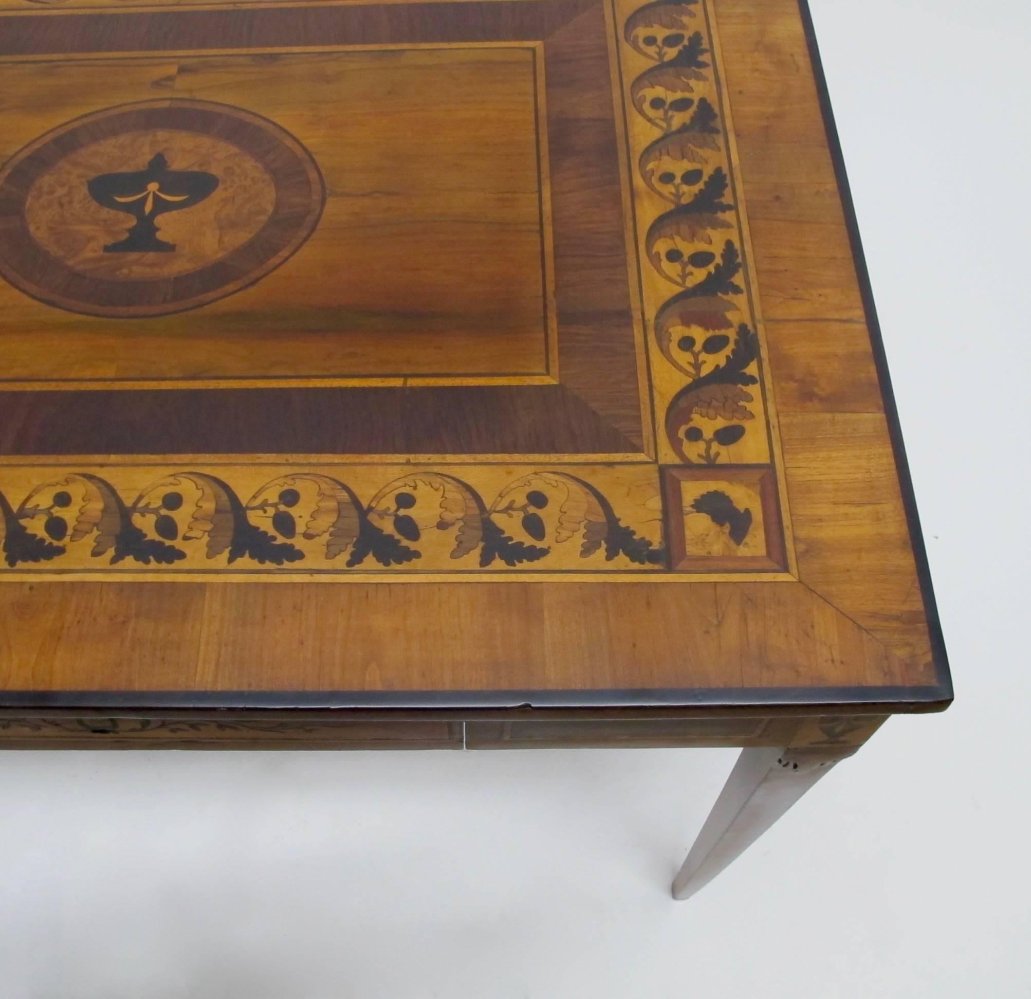  Italian Parquetry Inlaid Writing Table Desk, 18th Century For Sale 2