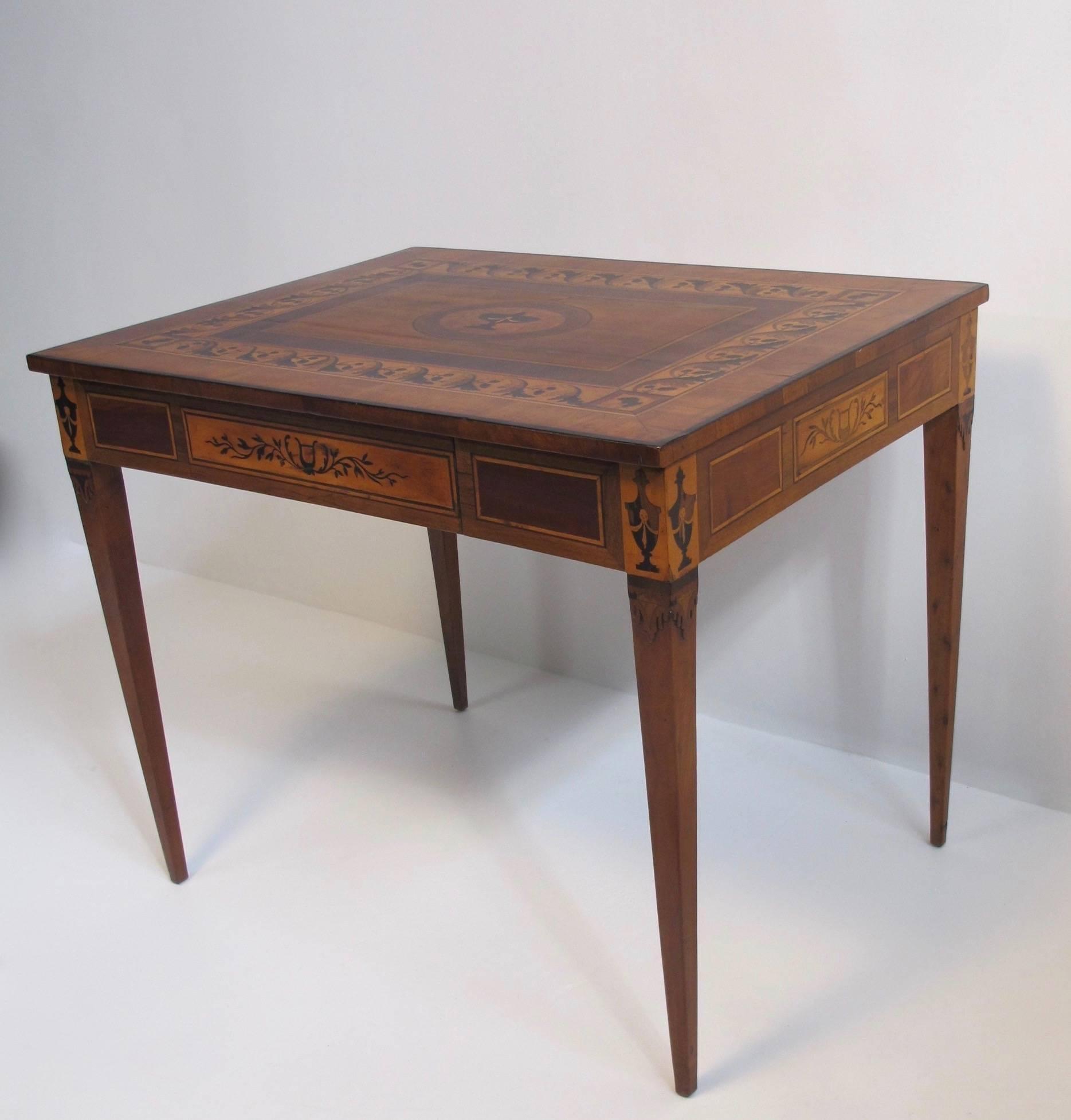  Italian Parquetry Inlaid Writing Table Desk, 18th Century In Good Condition For Sale In San Francisco, CA