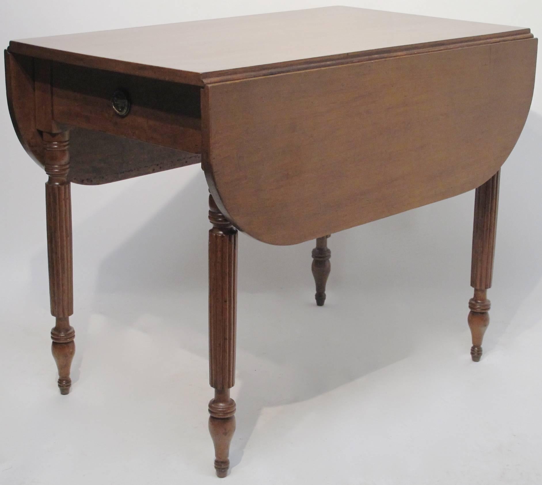 19th Century William IV Mahogany Pembroke Table In Excellent Condition In San Francisco, CA