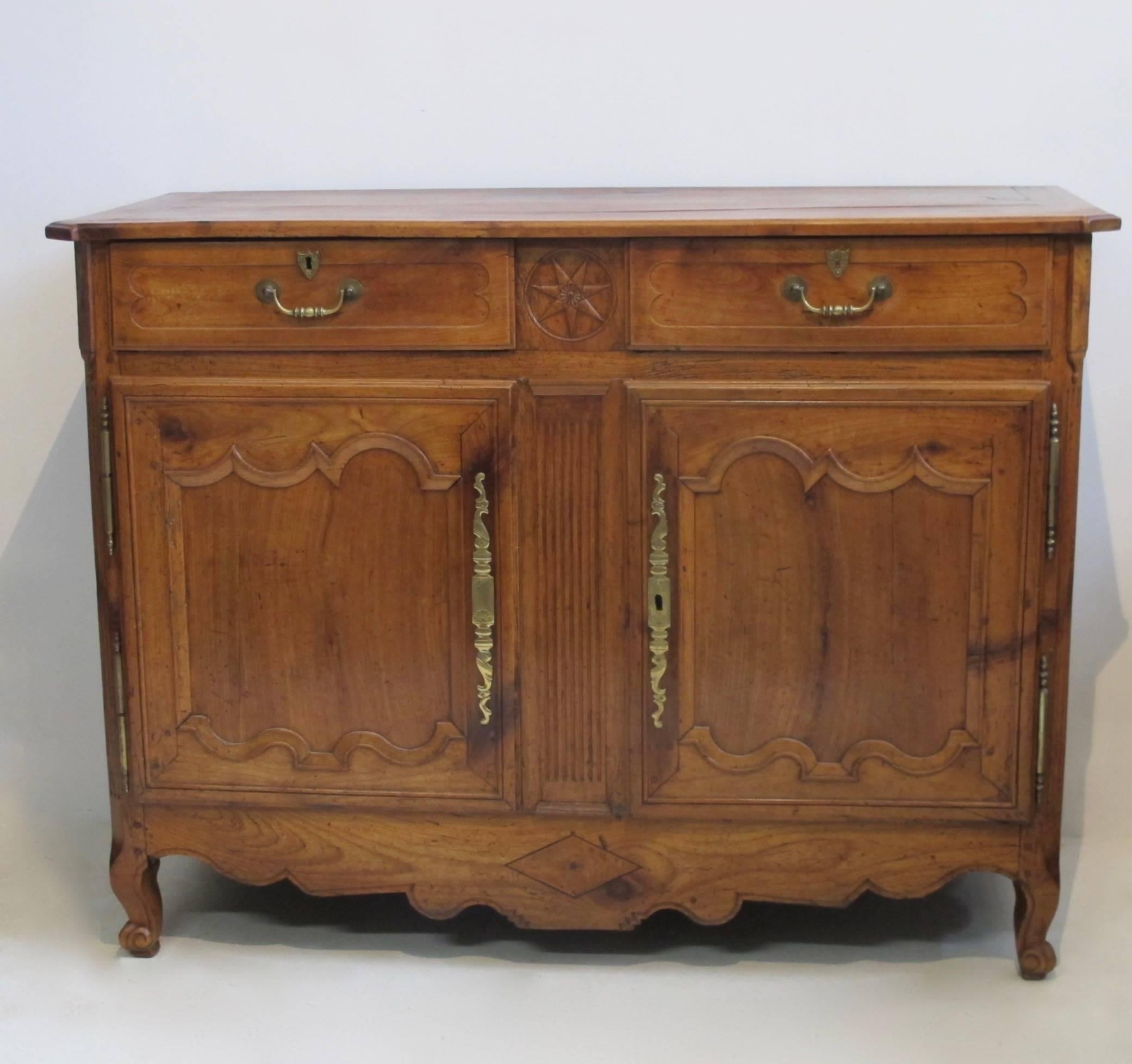 French Buffet et Vaisselier In Excellent Condition In San Francisco, CA