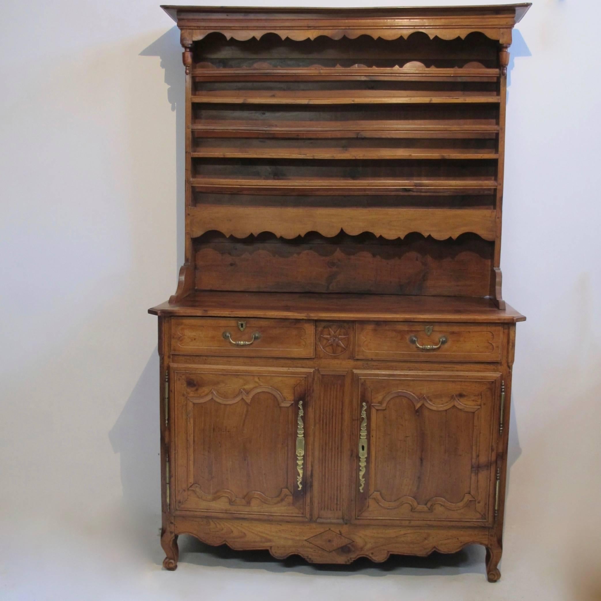 French Buffet et Vaisselier 2