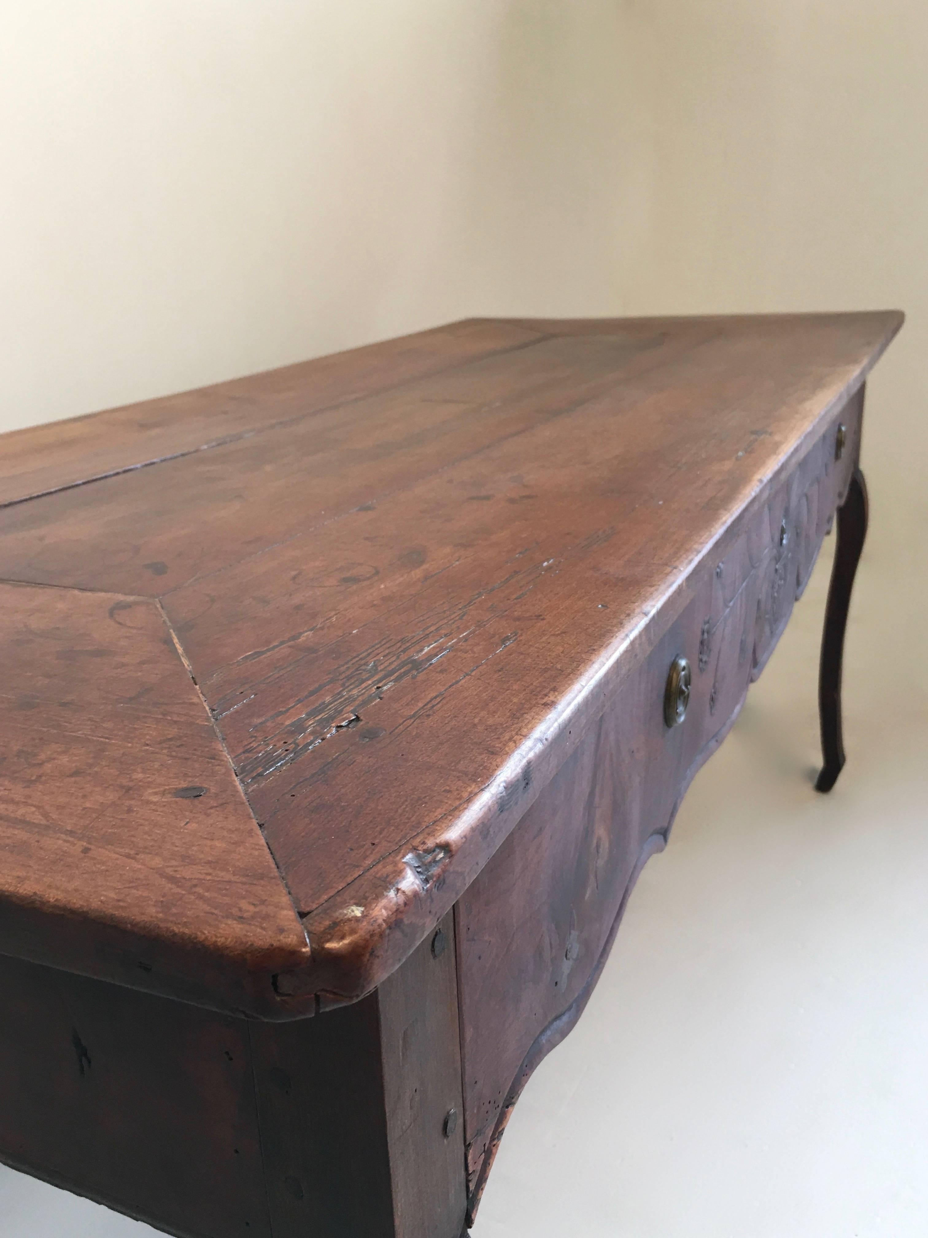 Large French Country Style Walnut Desk or Table, 18th Century In Good Condition In San Francisco, CA