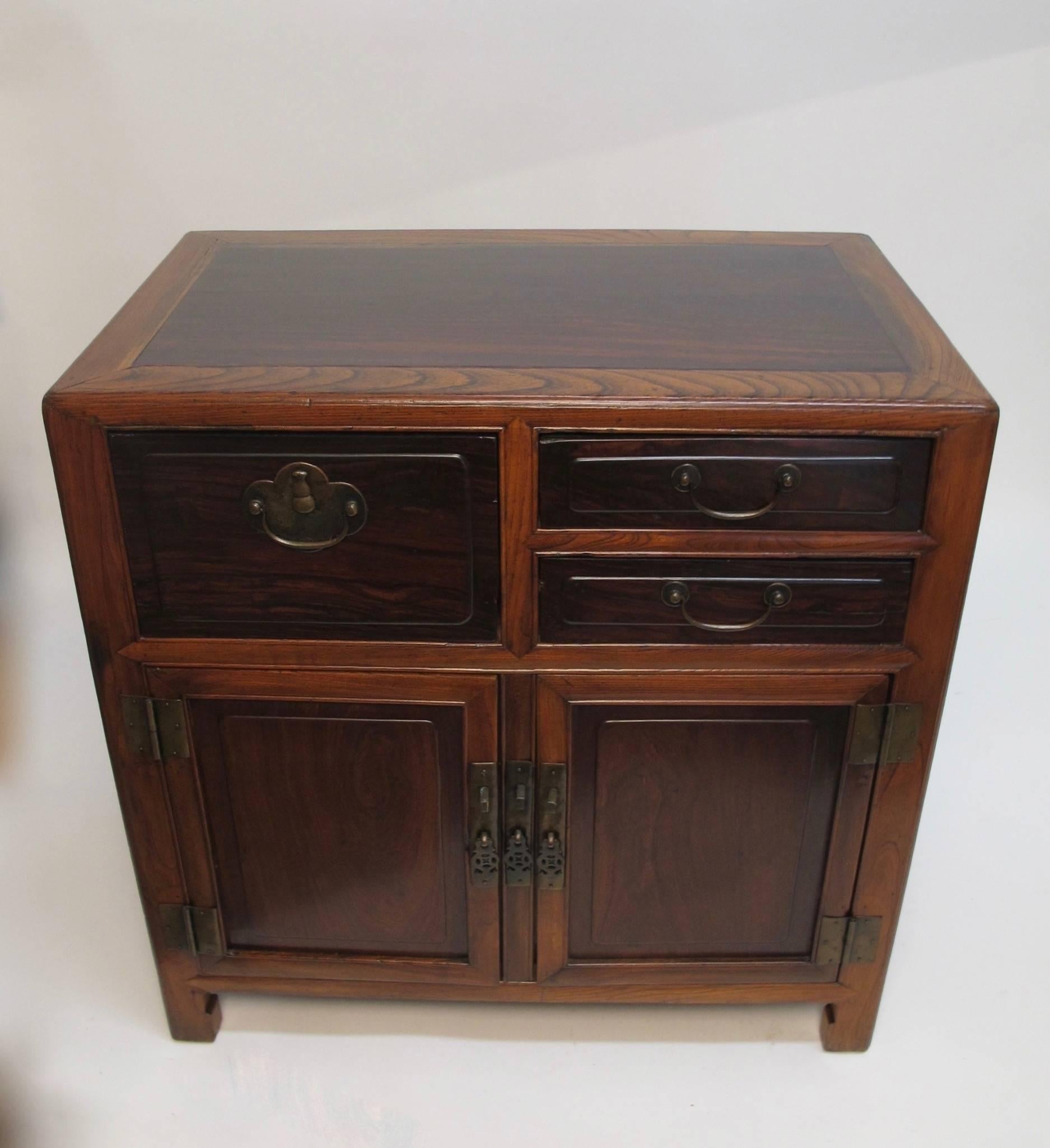 china chest cabinet