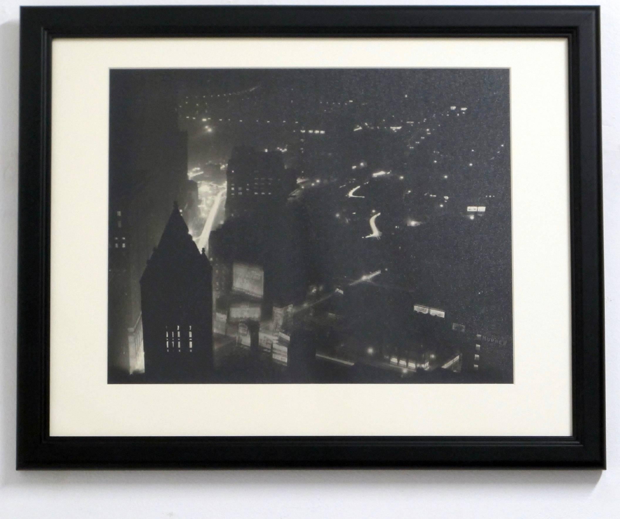 Einzigartiges, nie veröffentlichtes Schwarz-Weiß-Foto einer Stadtlandschaft (wahrscheinlich Los Angles), von einem anonymen Fotografen, unsigniert. Professionell mattiert und gerahmt, amerikanisch, Anfang-Mitte des 20.
