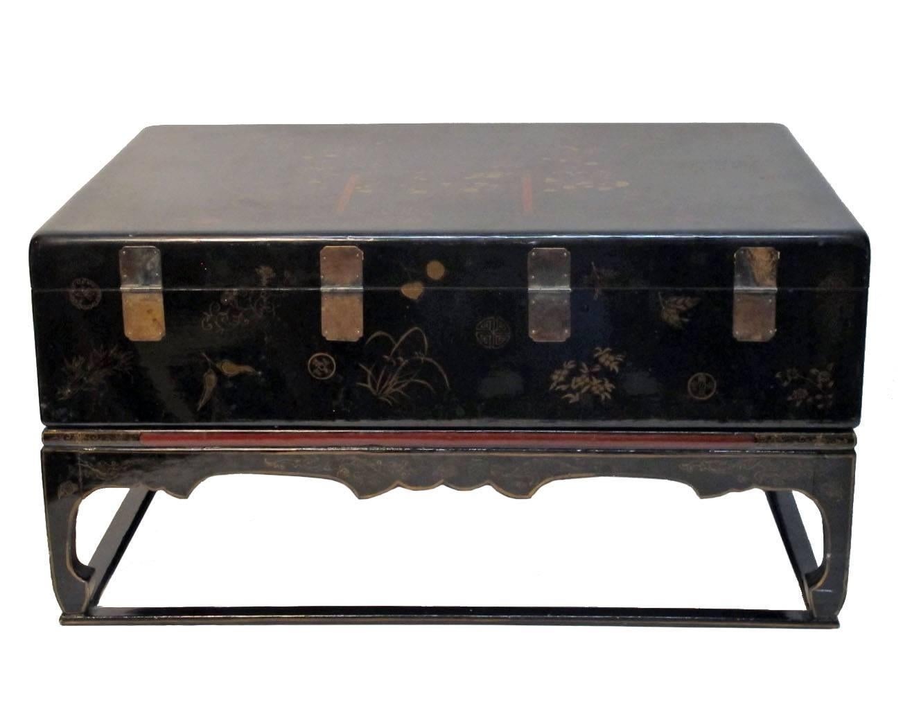 Chinese 19th Century Lacquered Robe Trunk on Later Custom Stand as Coffee Table 2