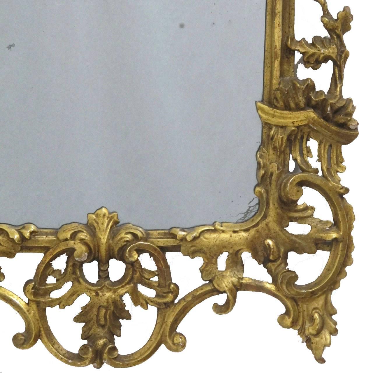 18th Century Italian Rococo Gilt Mirror In Excellent Condition In San Francisco, CA