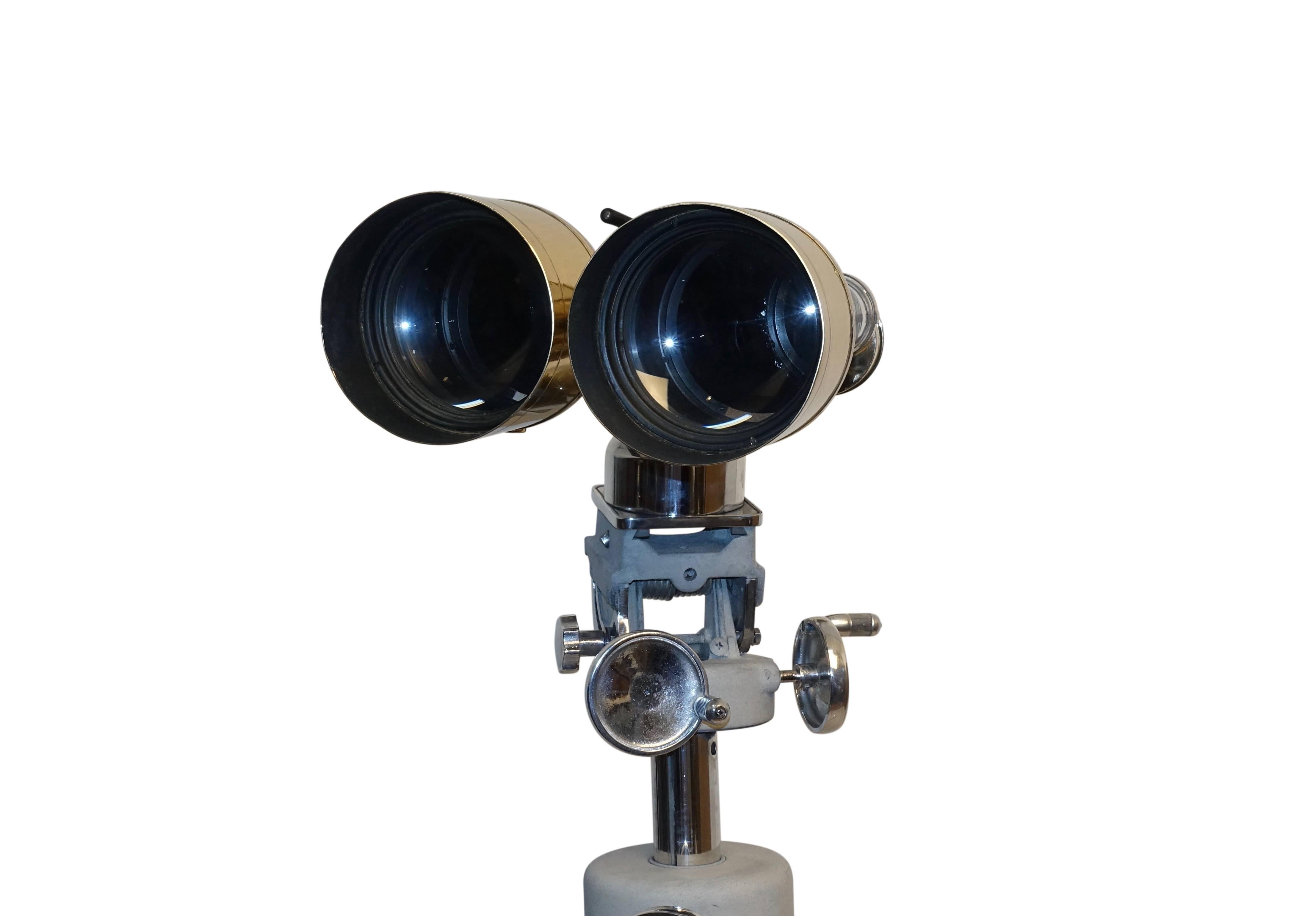 WWII Japanese Chrome and Brass Binoculars on Tripod Stand In Excellent Condition In San Francisco, CA