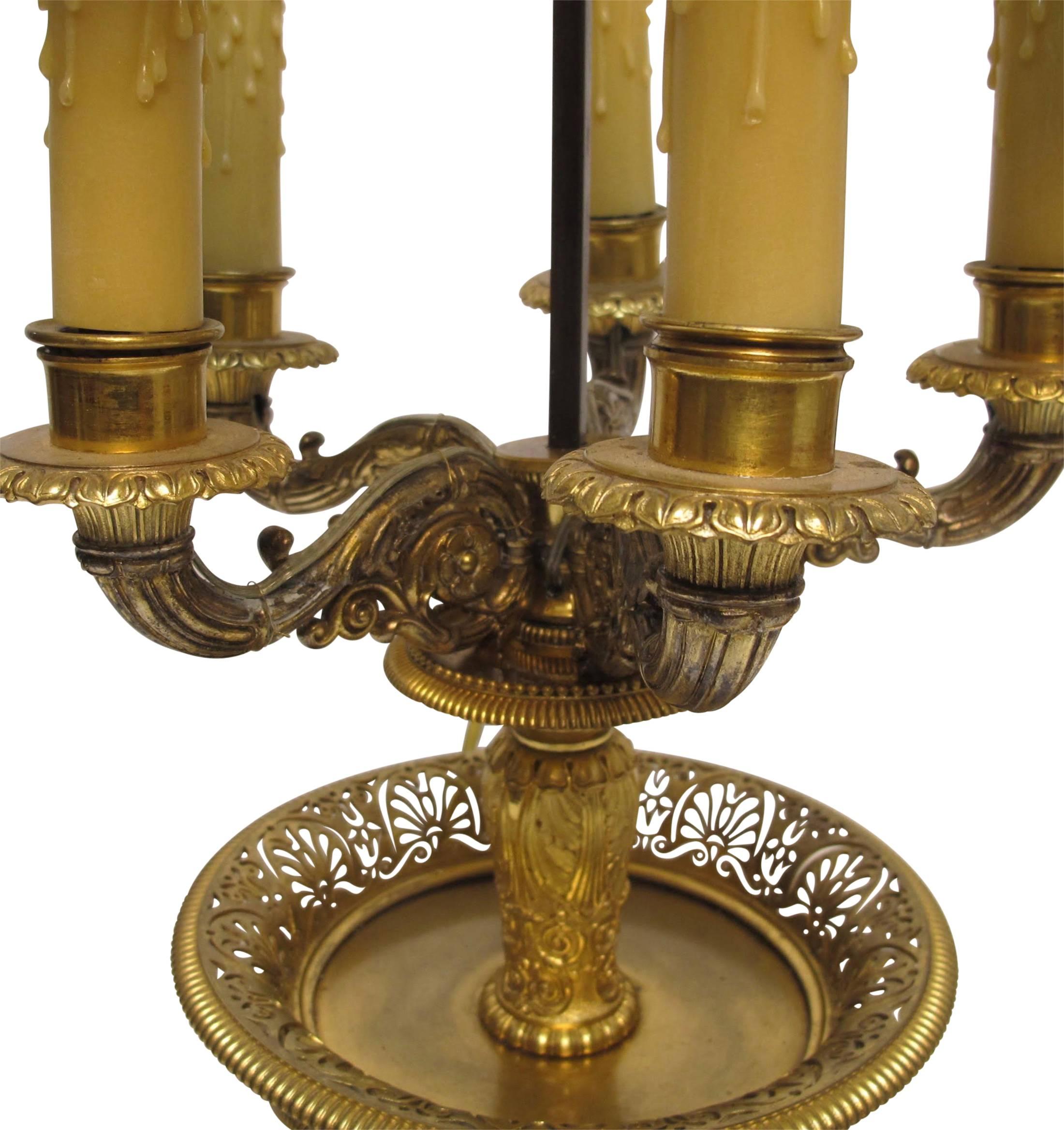 Bouillotte-Lampe aus vergoldeter Bronze, Französisch, 19. Jahrhundert (Vergoldet) im Angebot
