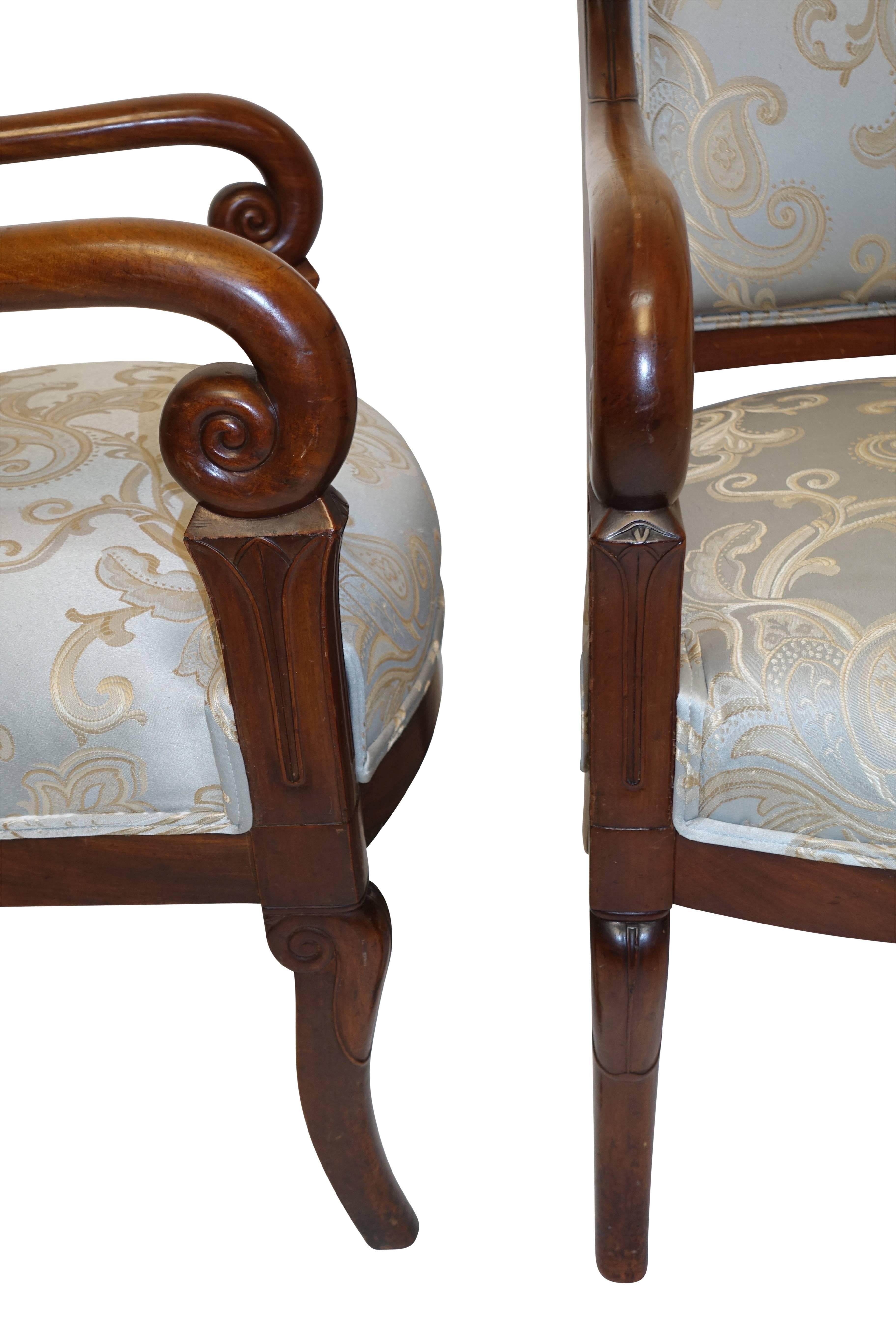Pair of Charles X Walnut Fauteuils, French, circa 1830 For Sale 1