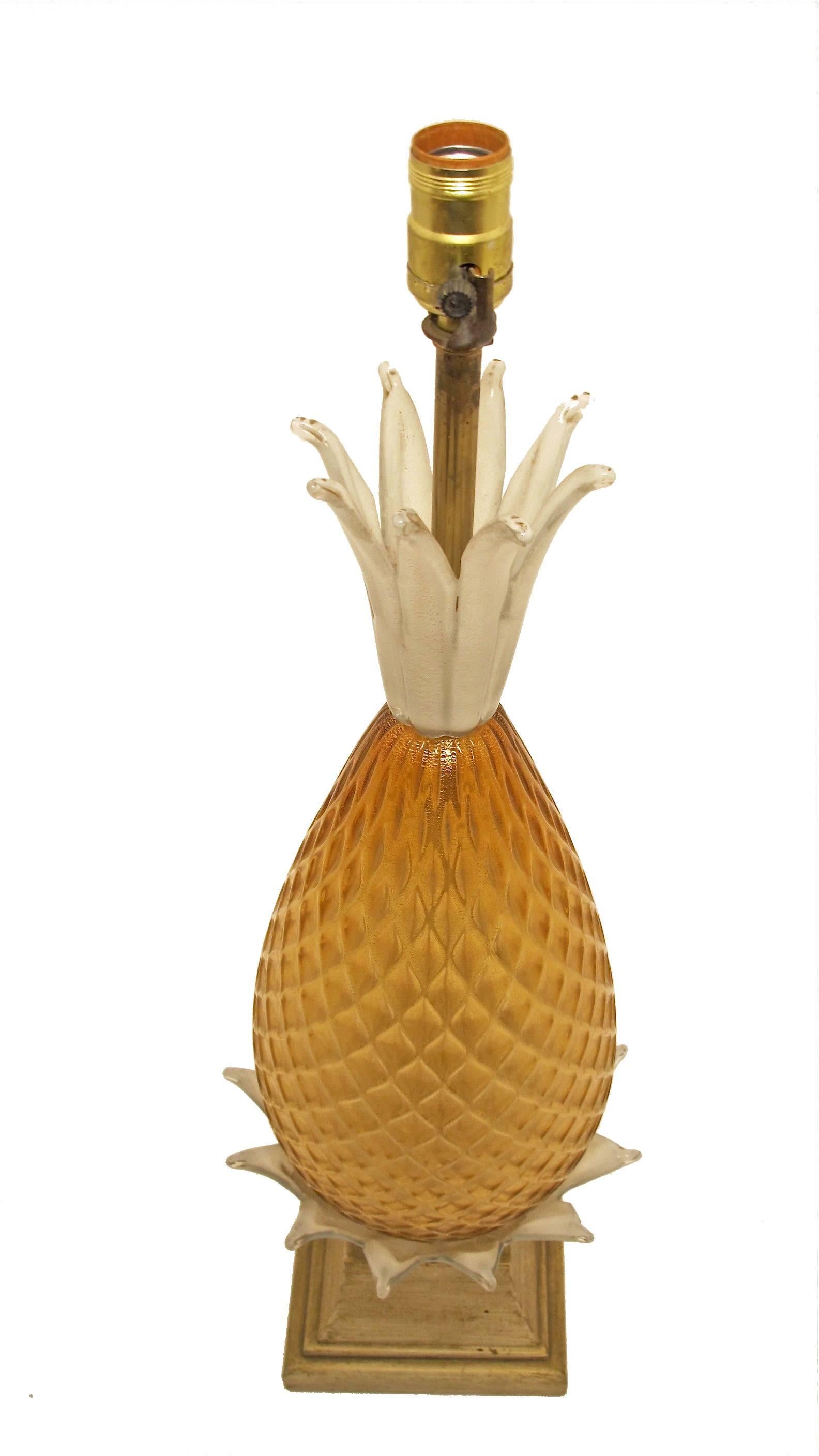 Large Mid-Century Venetian Murano Pineapple Lamp In Good Condition In San Francisco, CA