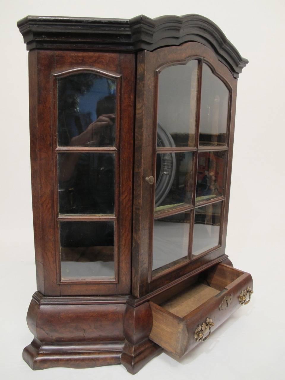 19th Century Dutch Miniature Walnut Cabinet Vitrine For Sale 1