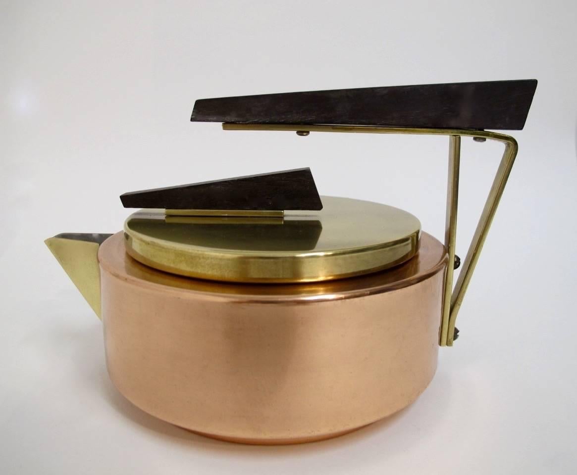 Art Deco Copper and Brass Teakettle or Teapot  In Excellent Condition In San Francisco, CA