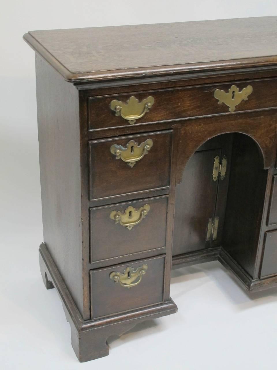 18th Century and Earlier George II Oak Dressing Table or Desk For Sale