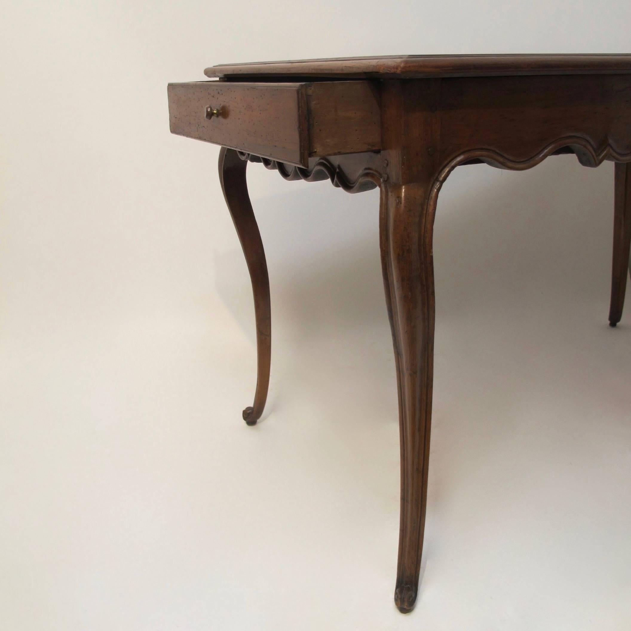 Louis XVI Walnut Writing Table Desk with Inset Leather, French 18th Century