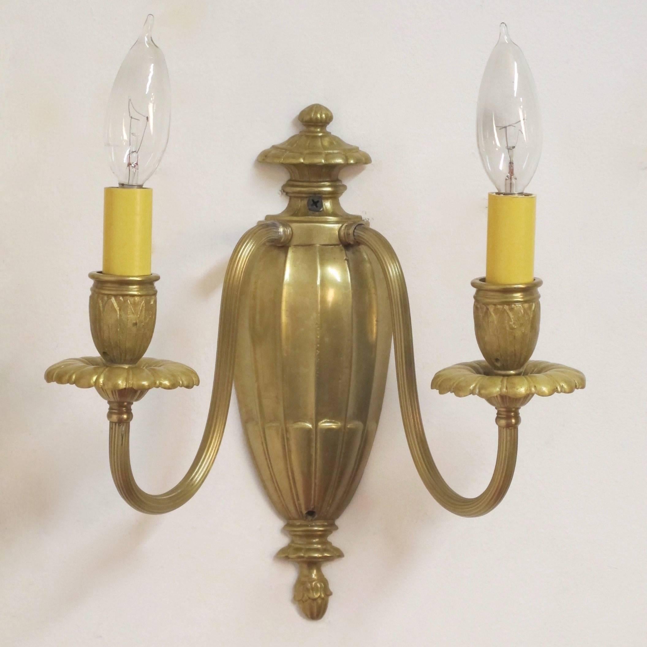 Pair of Edwardian Brass Sconces For Sale 1