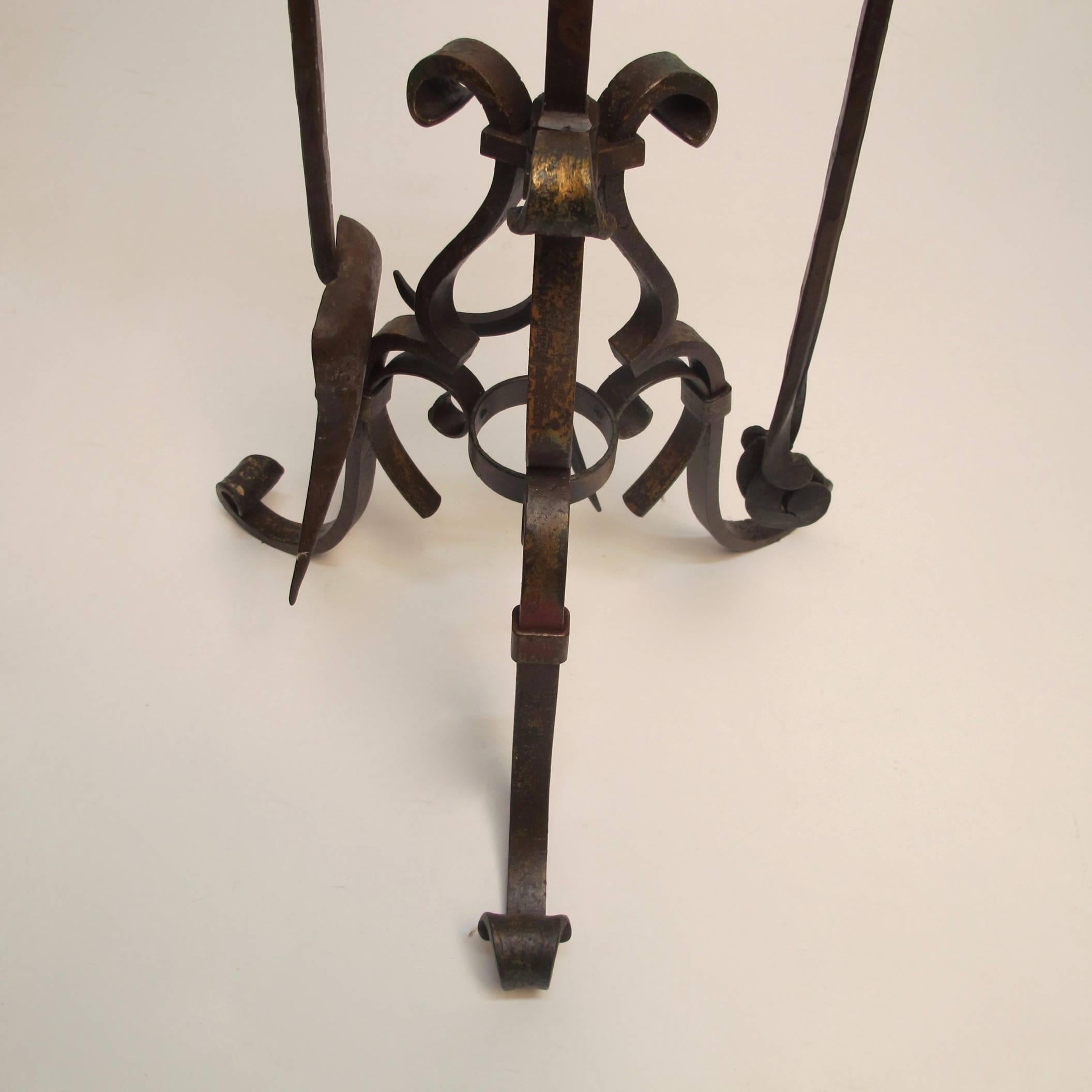 Arts & Crafts Iron Fireplace Stand and Tools In Excellent Condition In San Francisco, CA