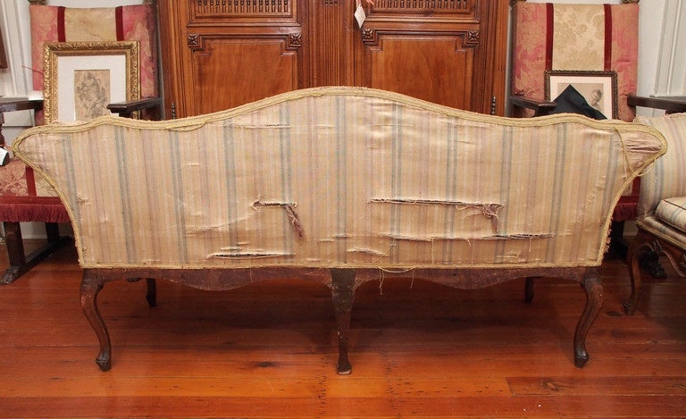 Pair of Italian Rococo Divani or Settees For Sale 6