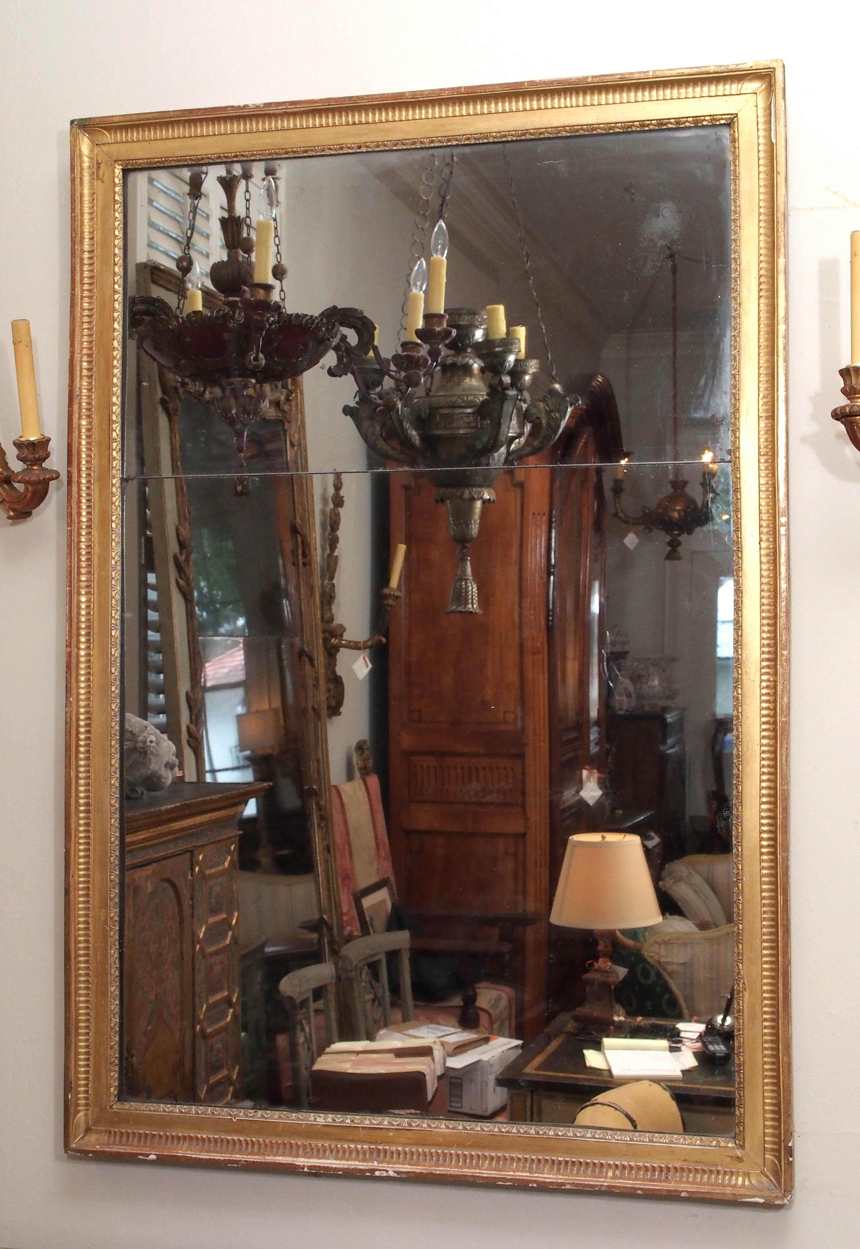 19th Century Neoclassical French Giltwood Mirror For Sale