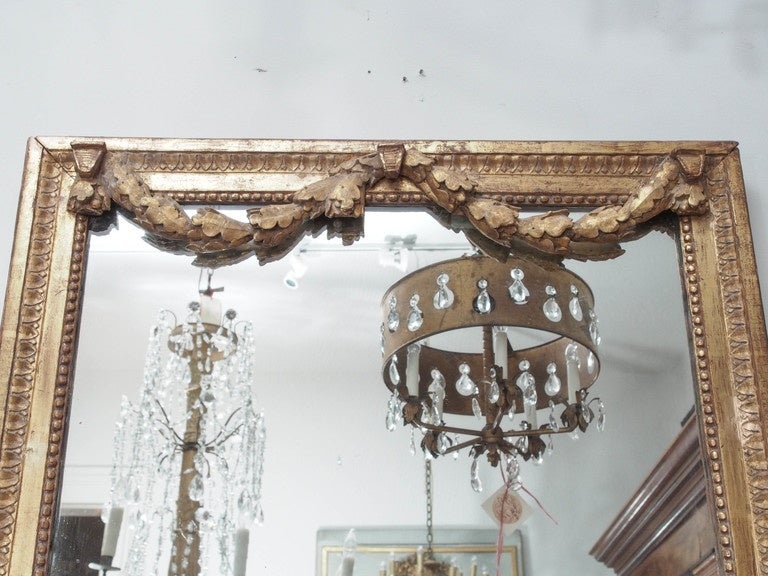 Giltwood Neoclassical Mirror with Garland Swags
